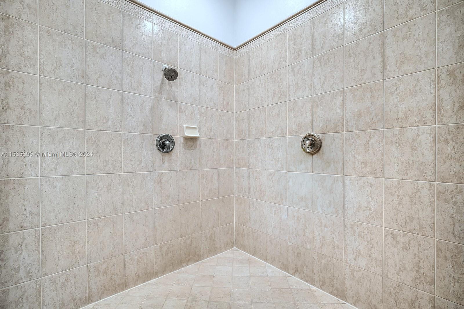 HIGHLAND RANCH ESTATES - Residential