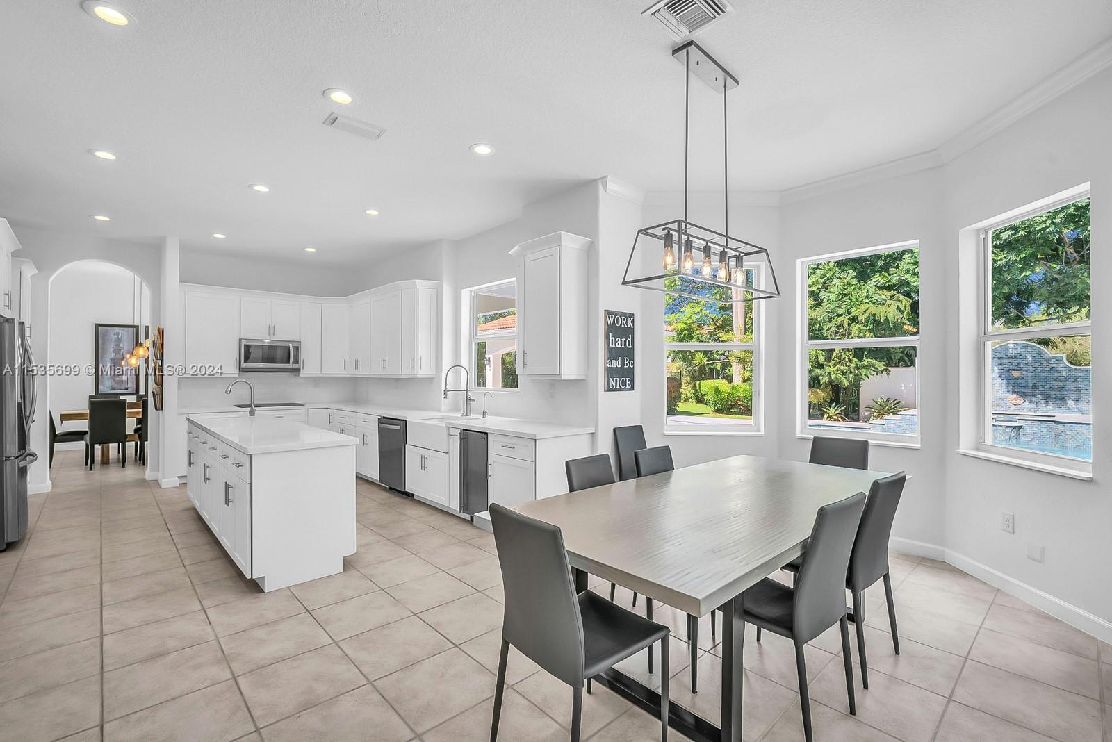 HIGHLAND RANCH ESTATES - Residential