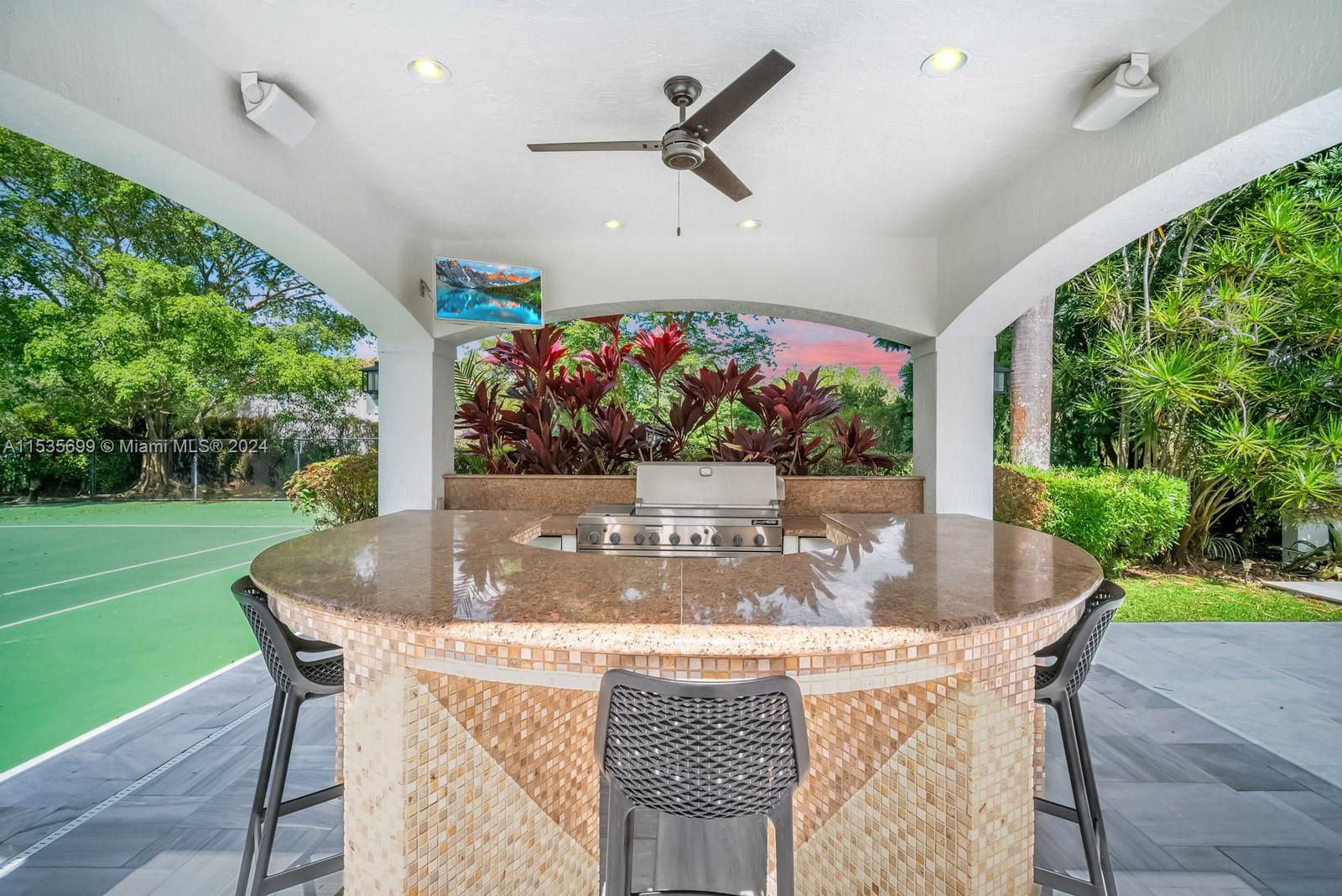 HIGHLAND RANCH ESTATES - Residential