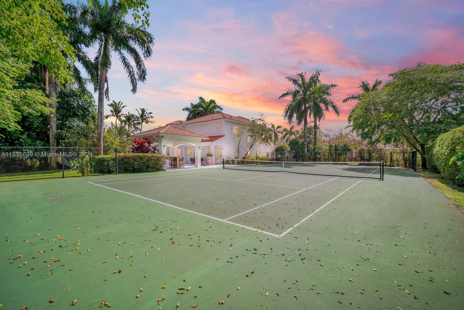 HIGHLAND RANCH ESTATES - Residential