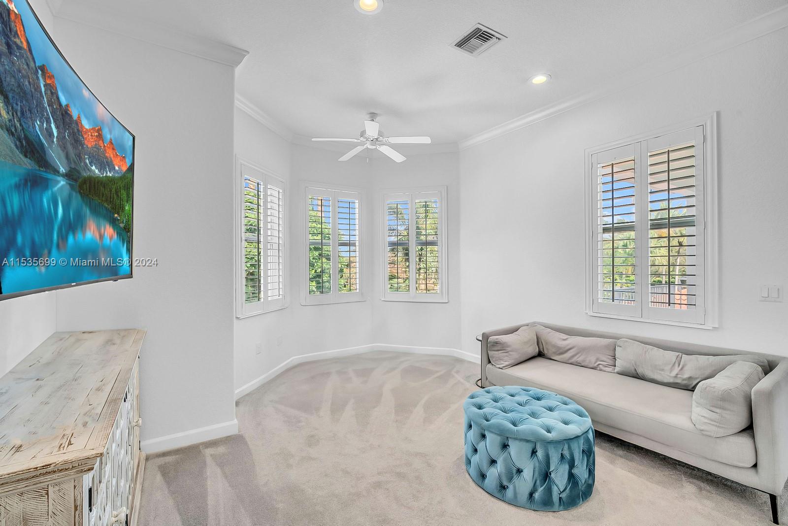 HIGHLAND RANCH ESTATES - Residential