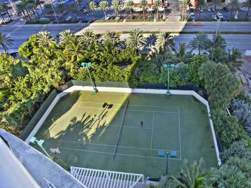 TRUMP ROYALE CONDO - Residential Lease