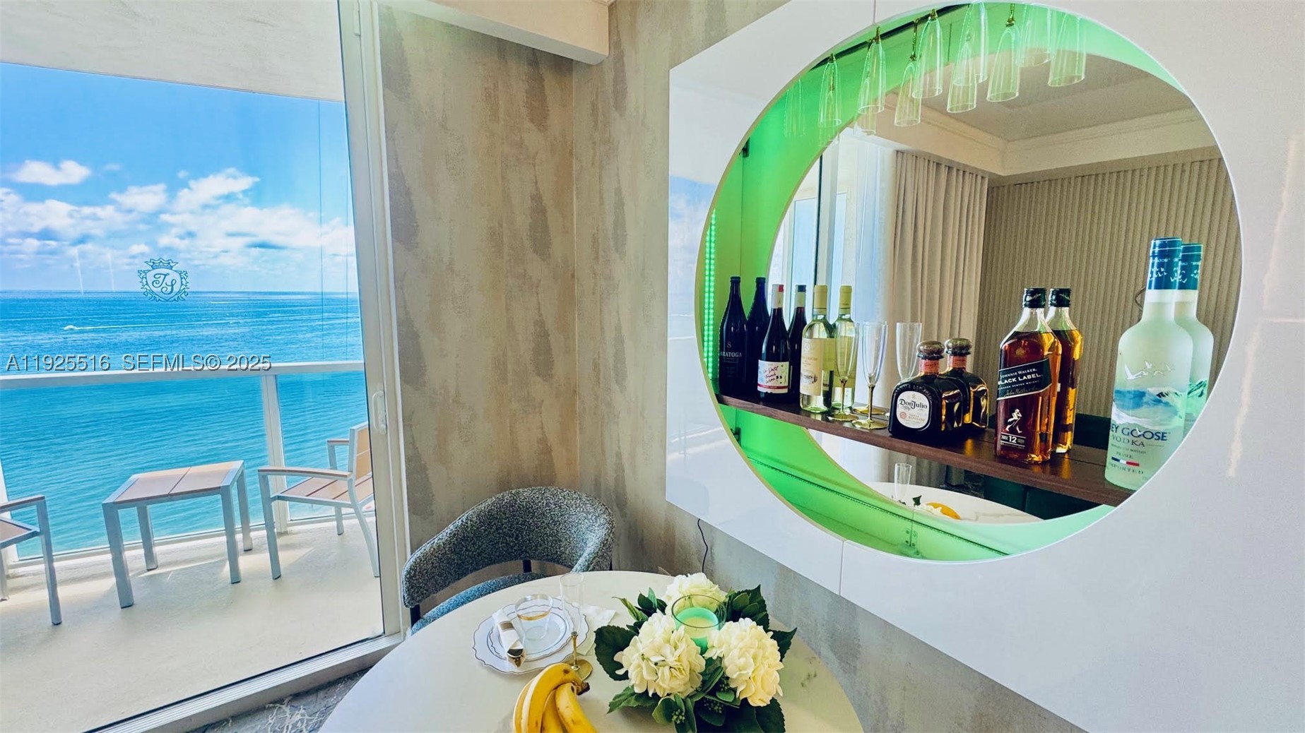 TRUMP INTERNATIONAL SONES - Residential