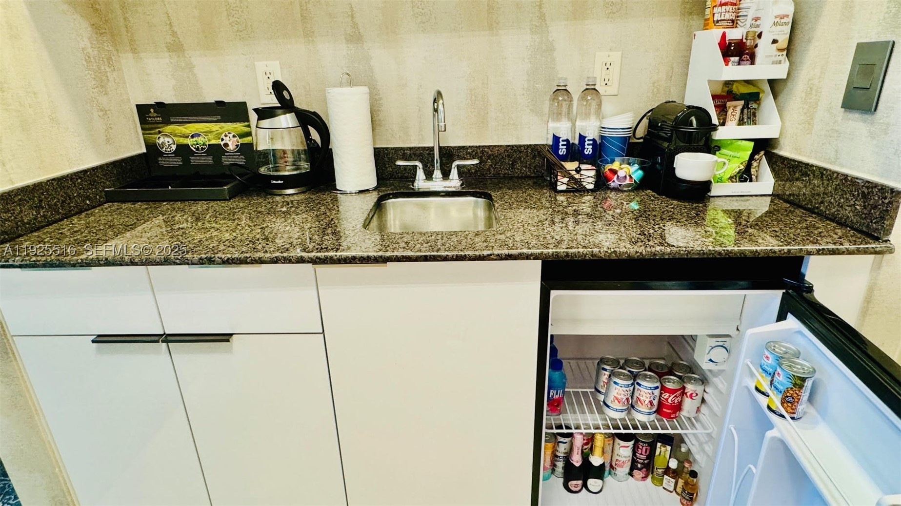 TRUMP INTERNATIONAL SONES - Residential