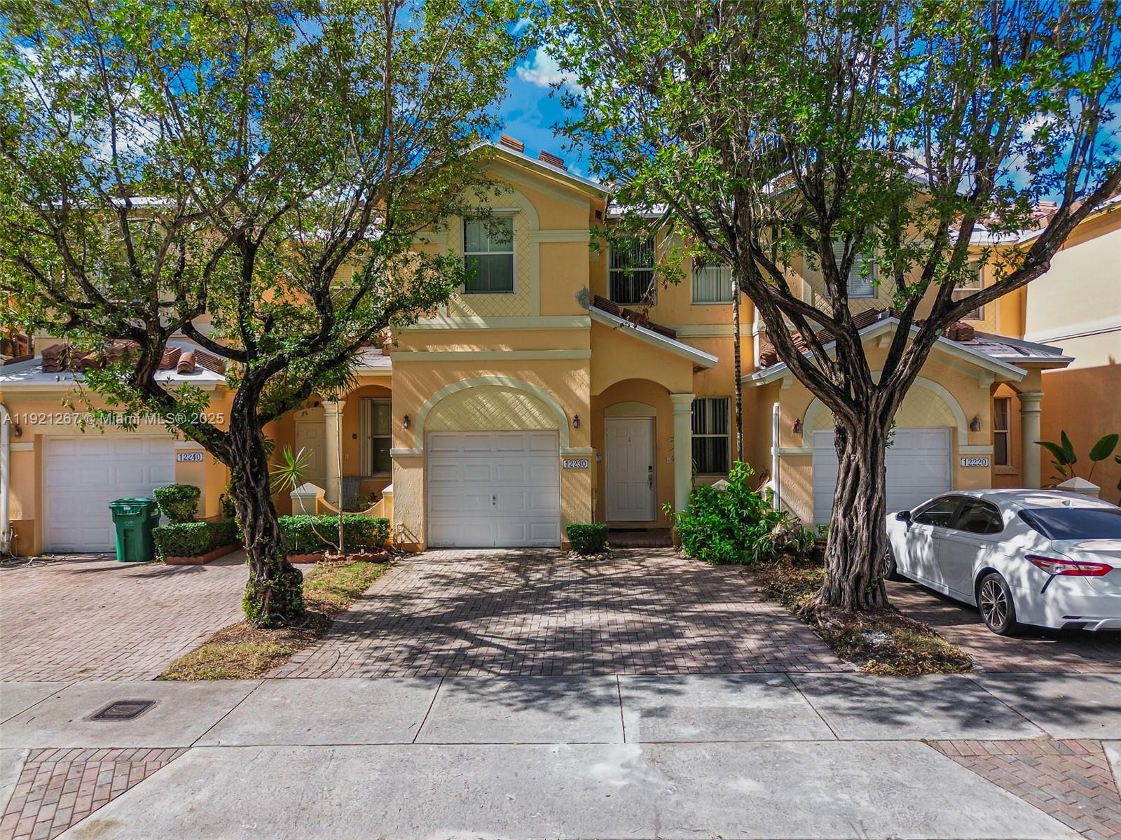 KENDALL BREEZE - Residential