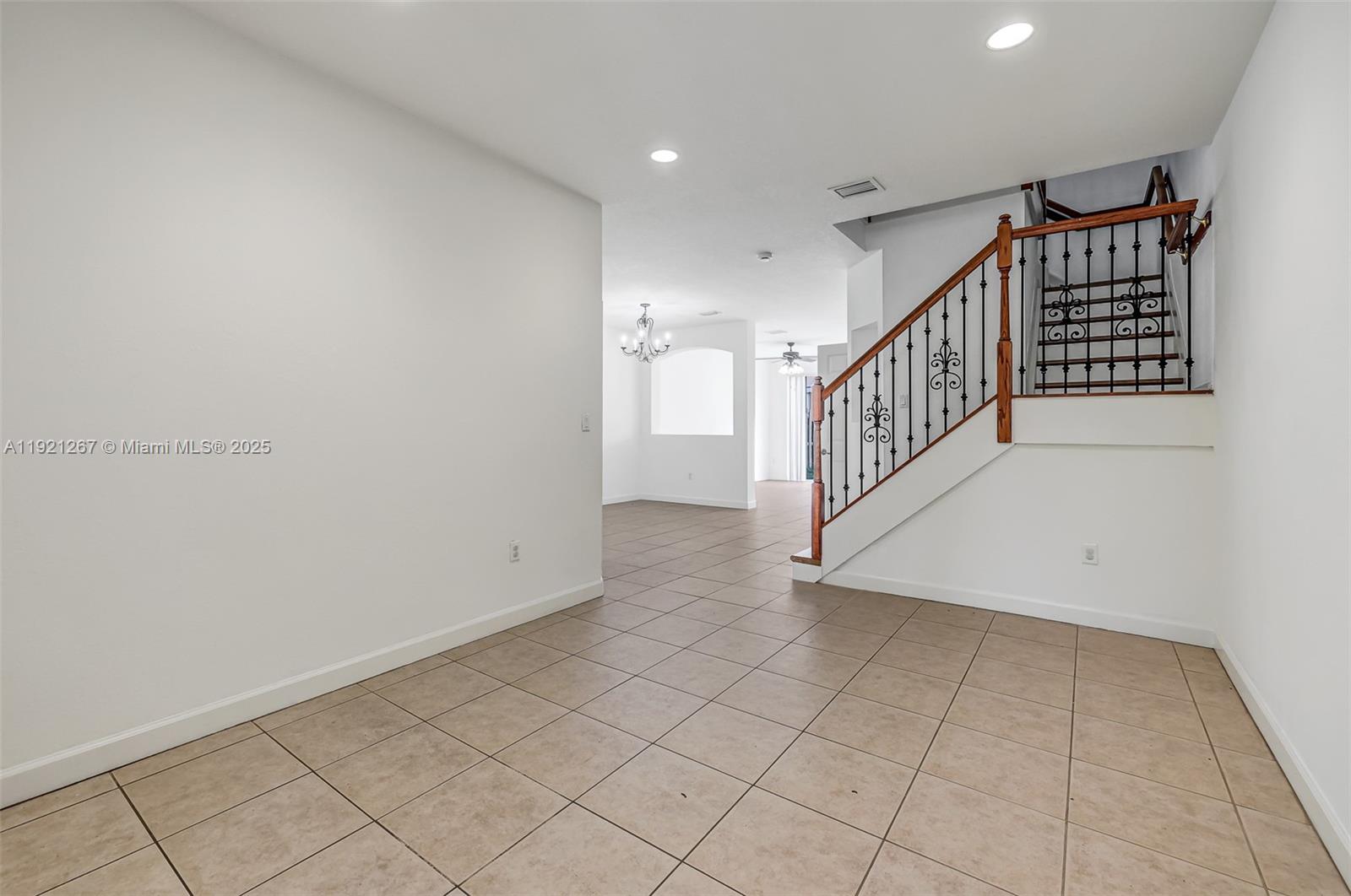 KENDALL BREEZE - Residential