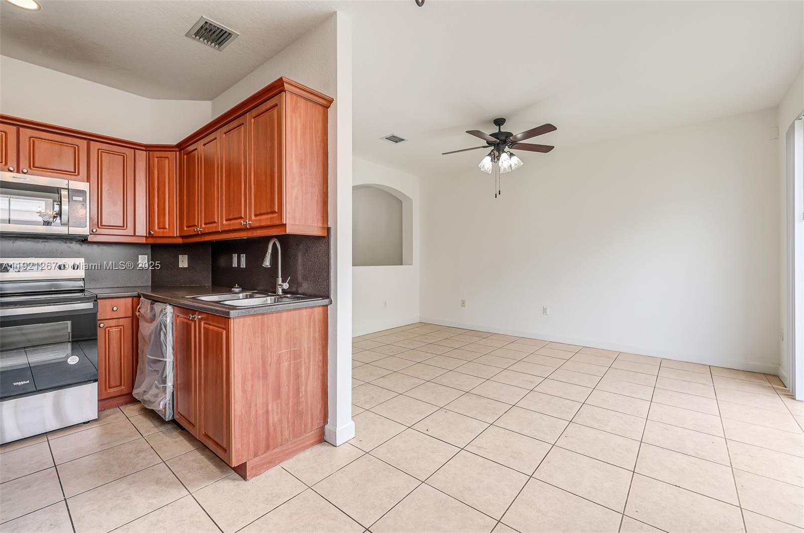KENDALL BREEZE - Residential