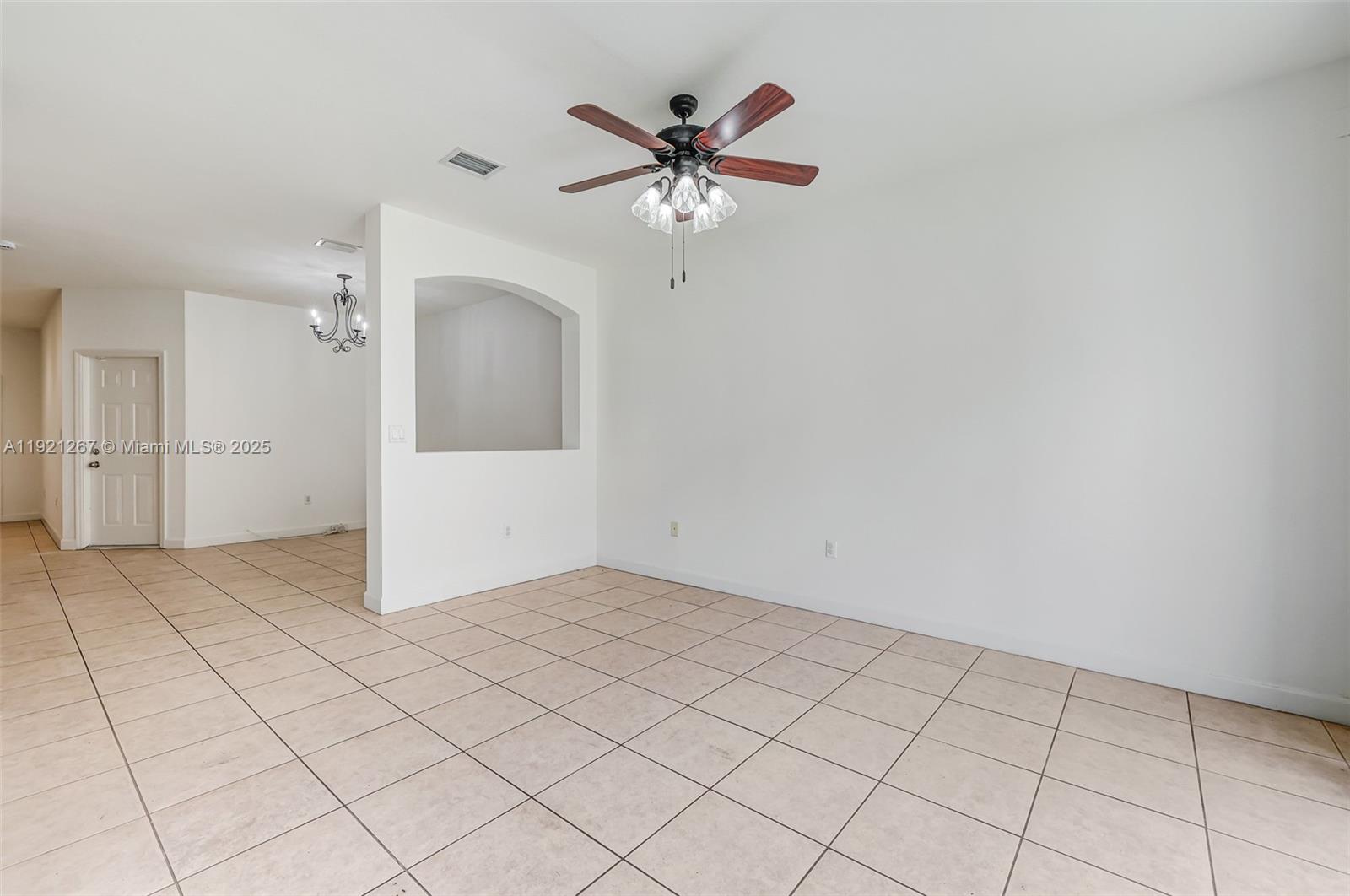 KENDALL BREEZE - Residential