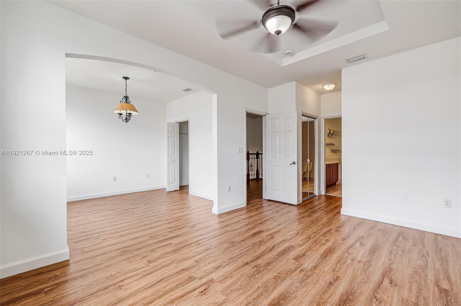 KENDALL BREEZE - Residential