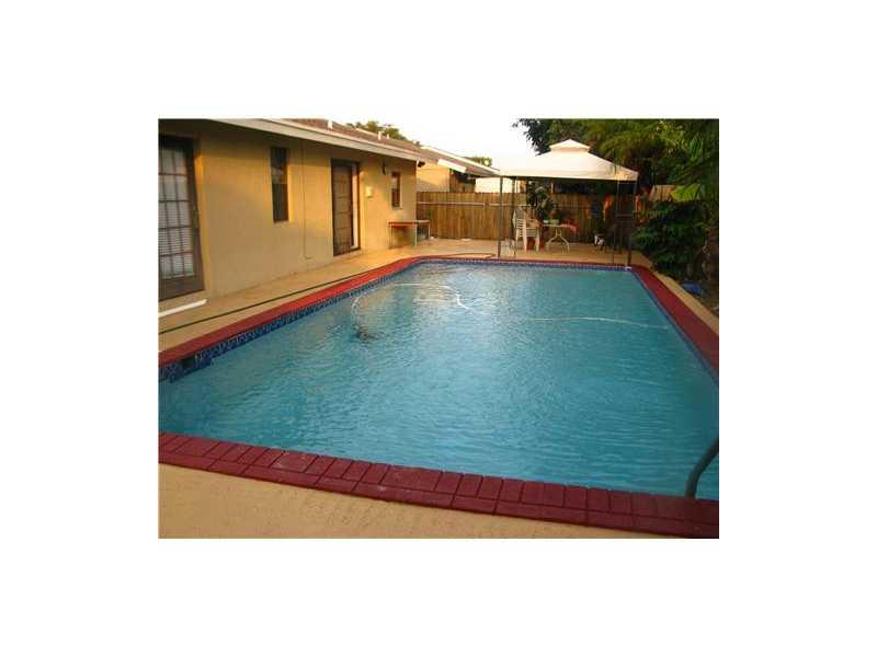 SHORES LINDGREN - Residential Lease