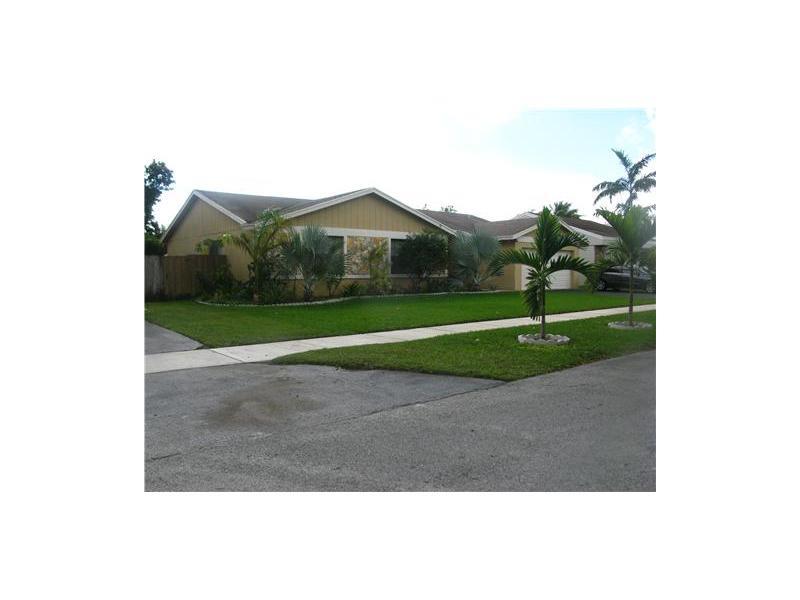 SHORES LINDGREN - Residential Lease