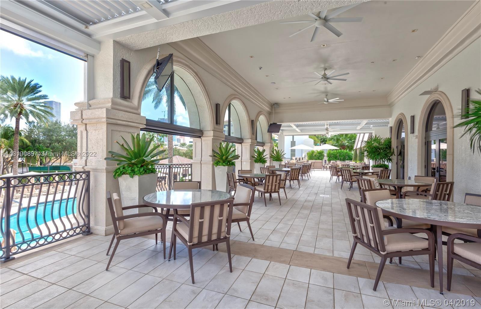 BELLA VISTA SOUTH - Residential