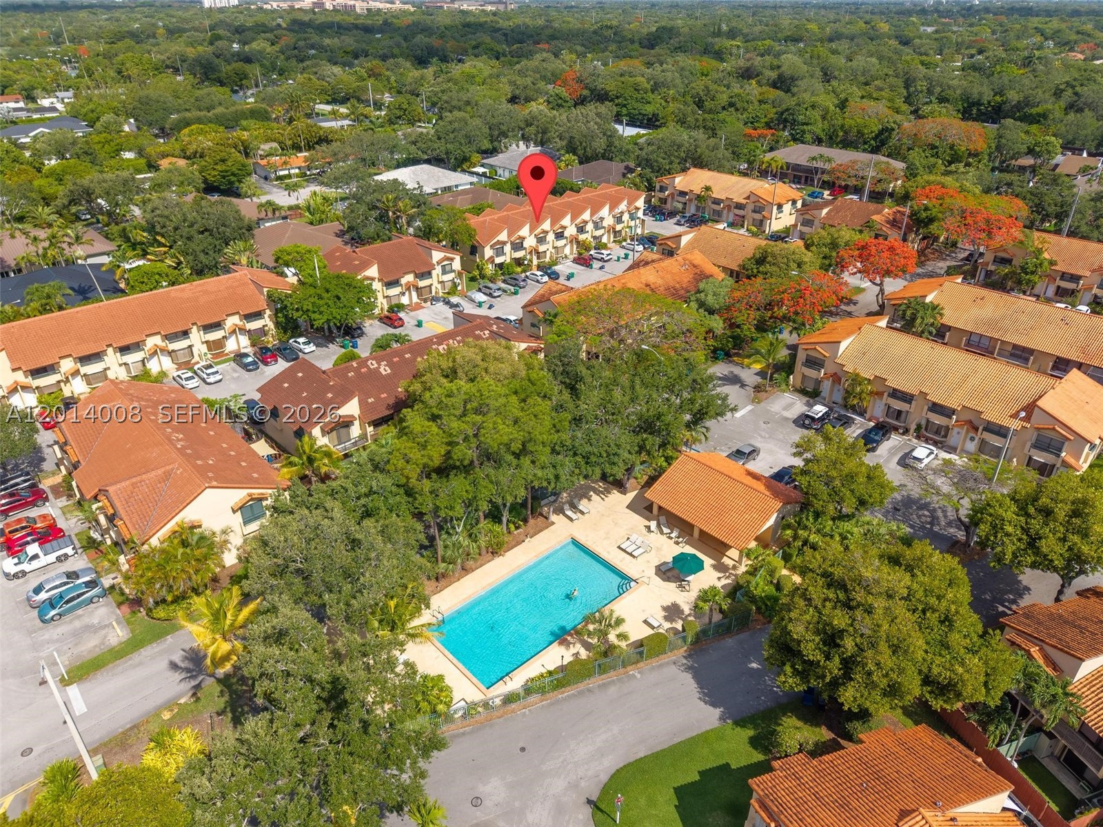 DADELAND COVE SEC 1 - Residential