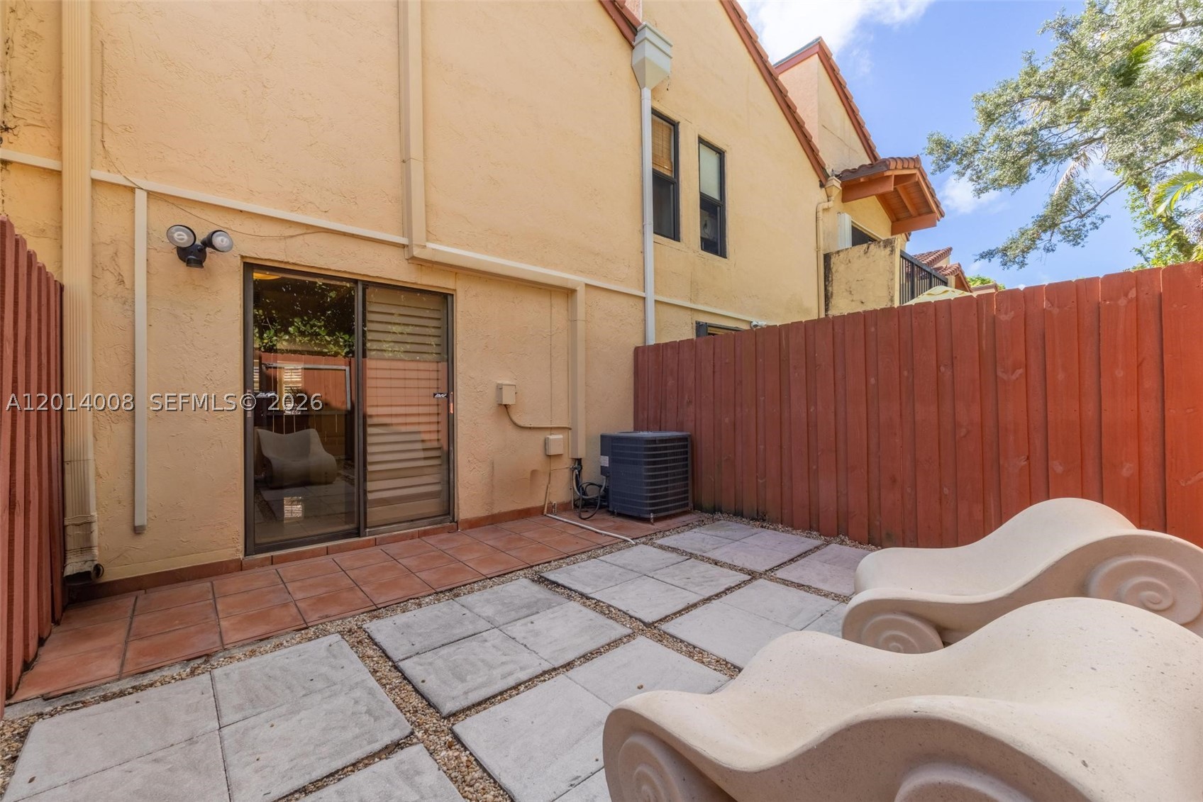 DADELAND COVE SEC 1 - Residential
