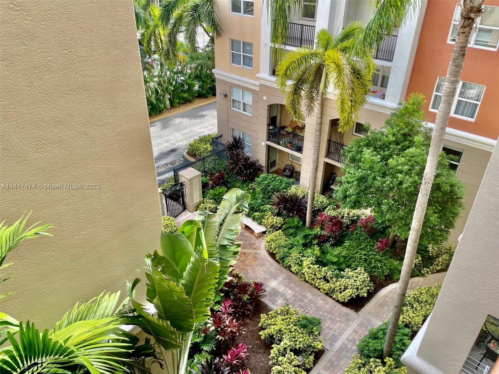 PORTO BELLAGIO CONDO - Residential Lease