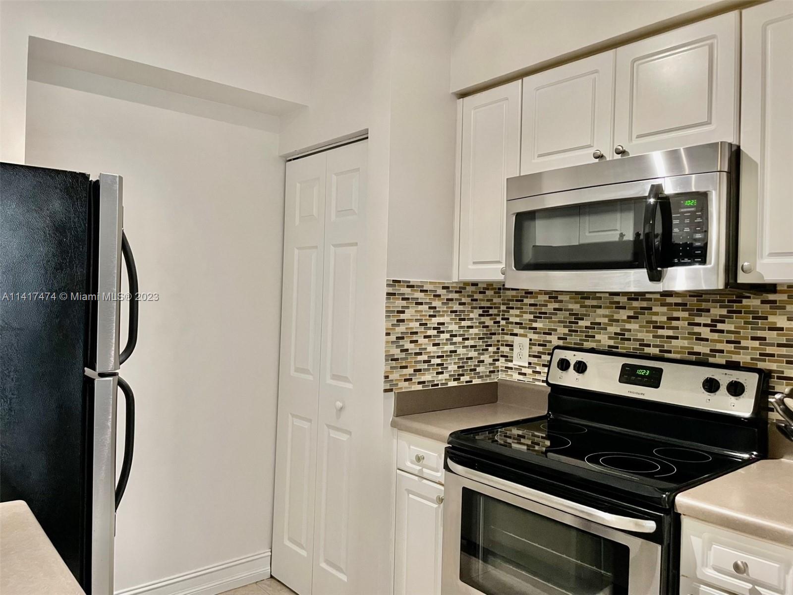 PORTO BELLAGIO CONDO - Residential Lease