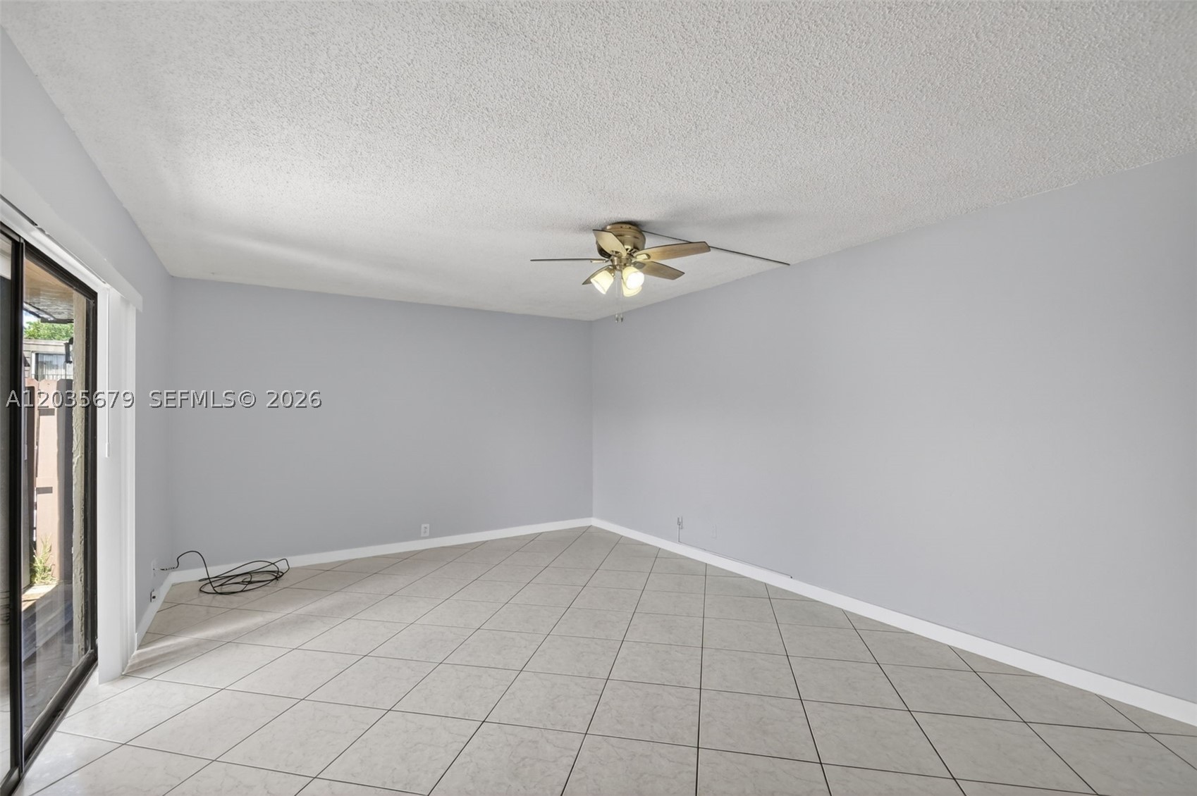 FOREST LAKES - Residential