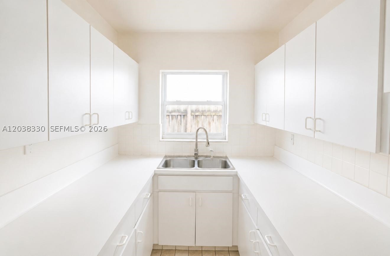 PARK VIEW ISLAND - Residential Lease