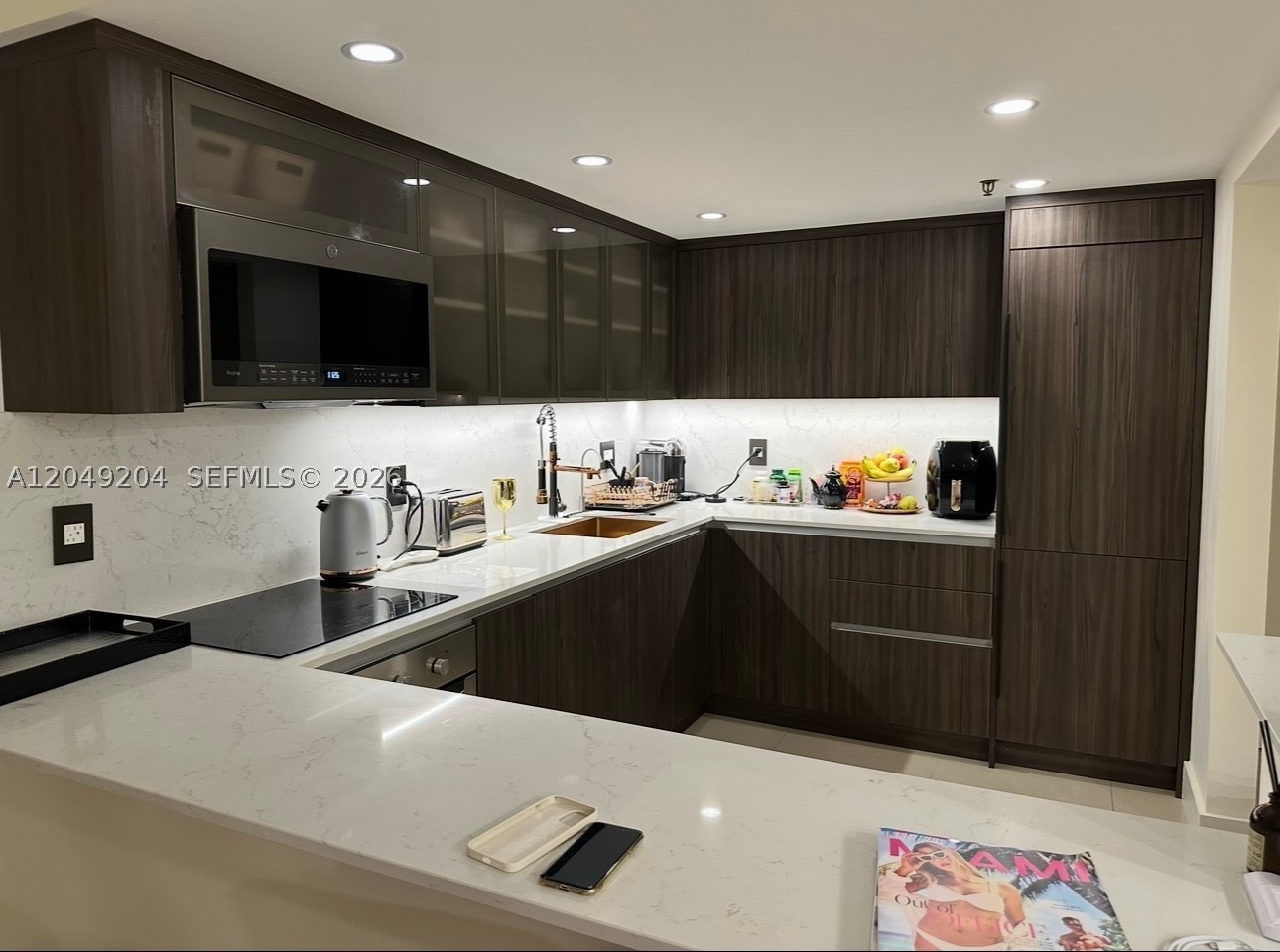 WATERVIEW CONDO - Residential