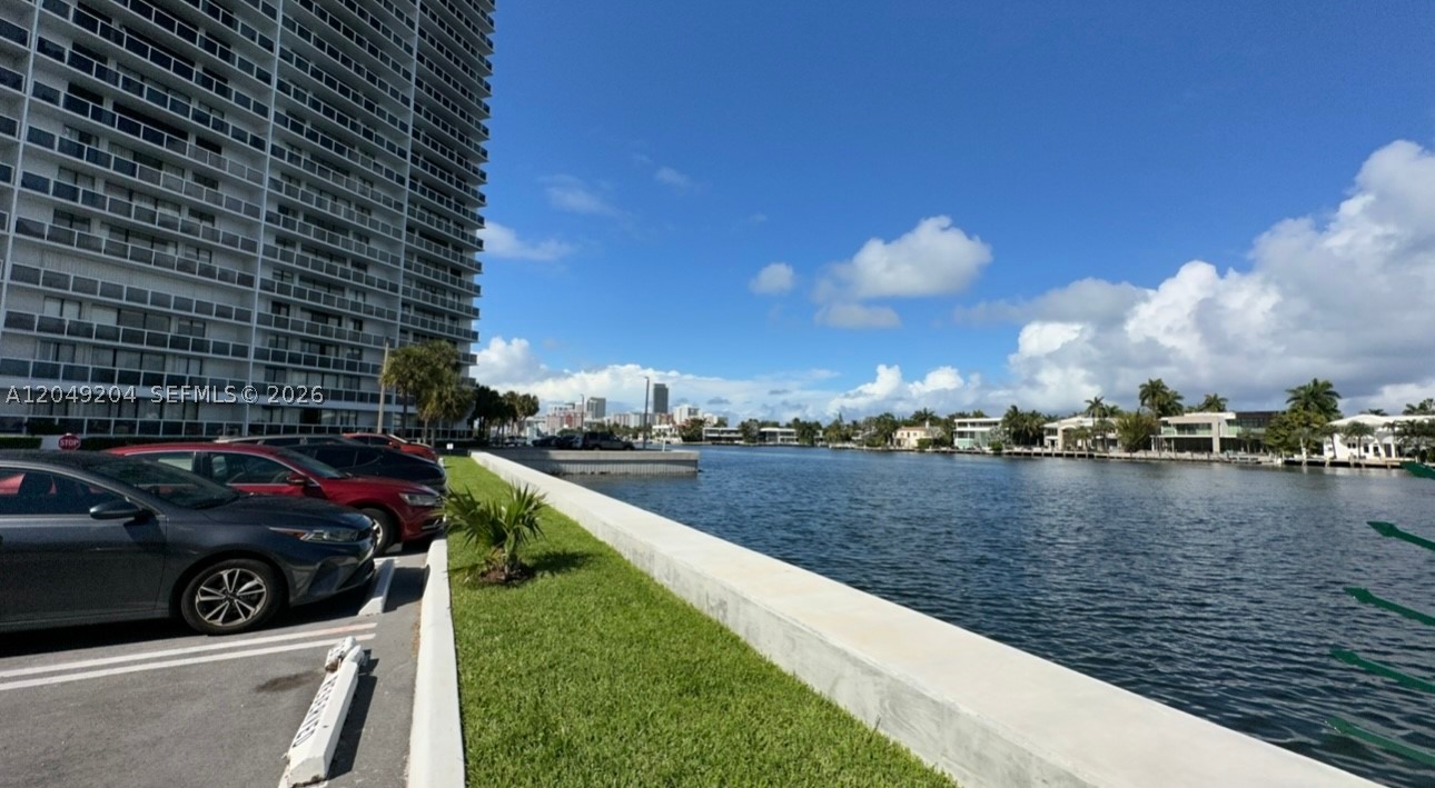 WATERVIEW CONDO - Residential