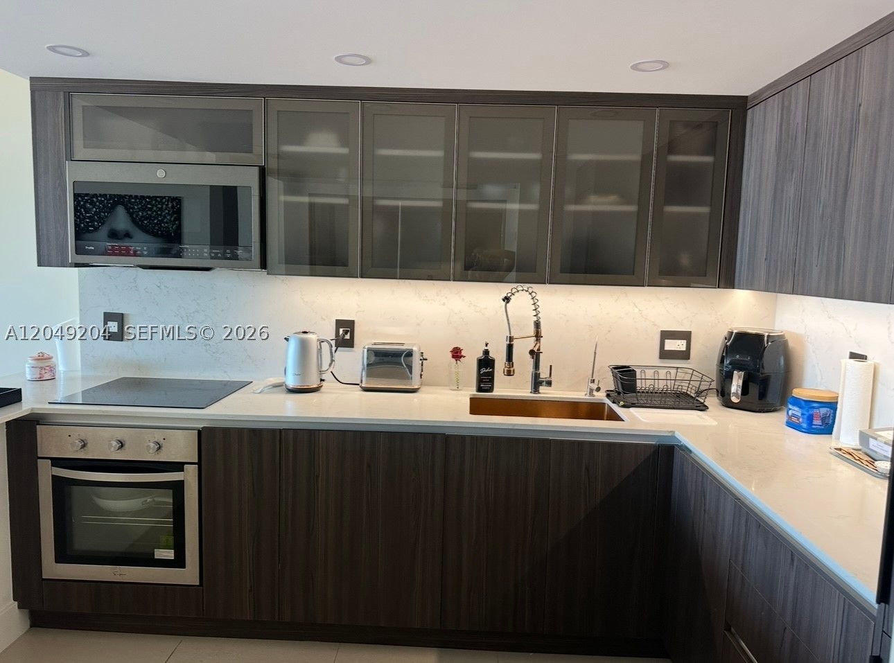 WATERVIEW CONDO - Residential