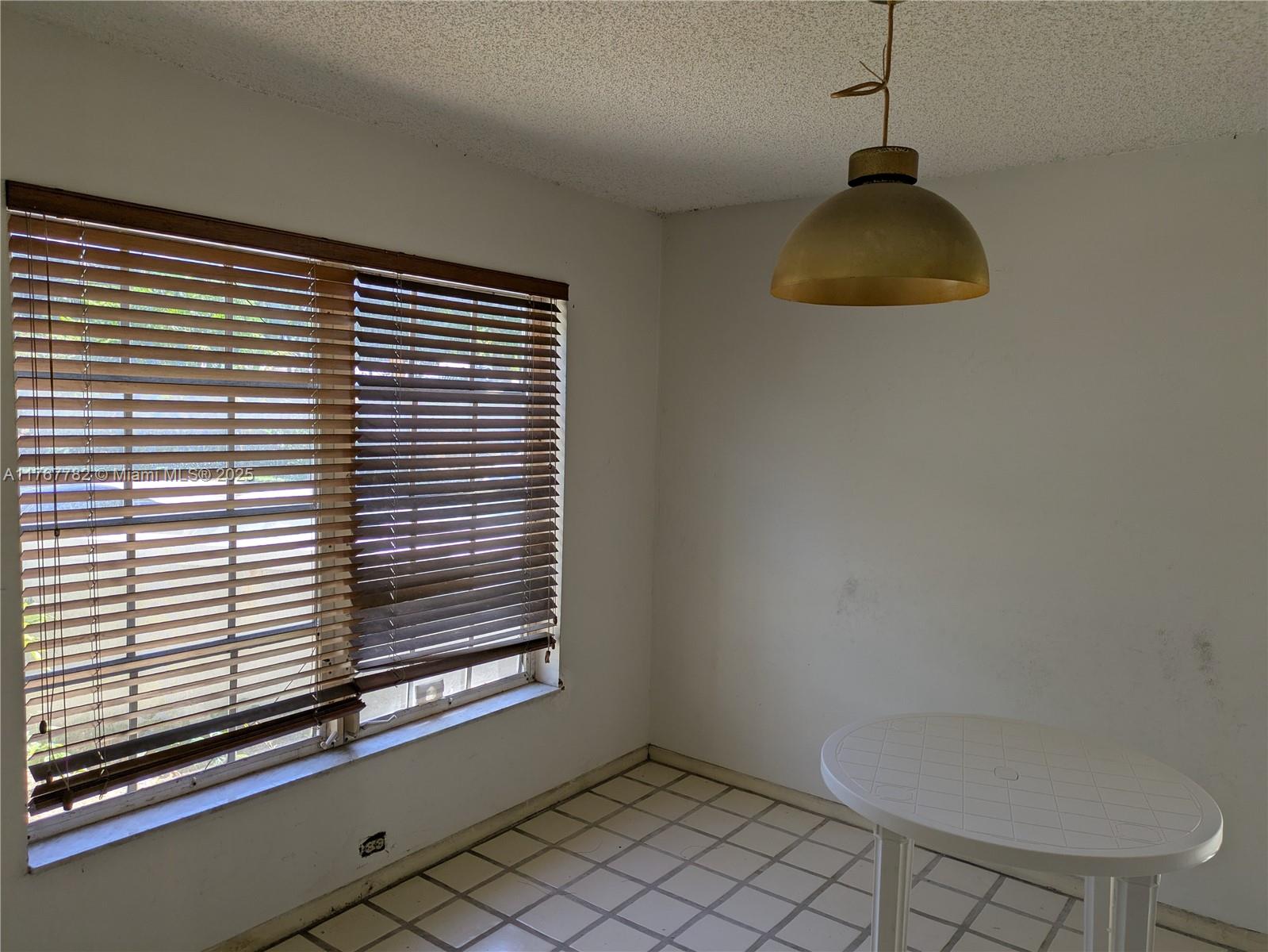 RIO VISTA TOWNHOMES CONDO - Residential