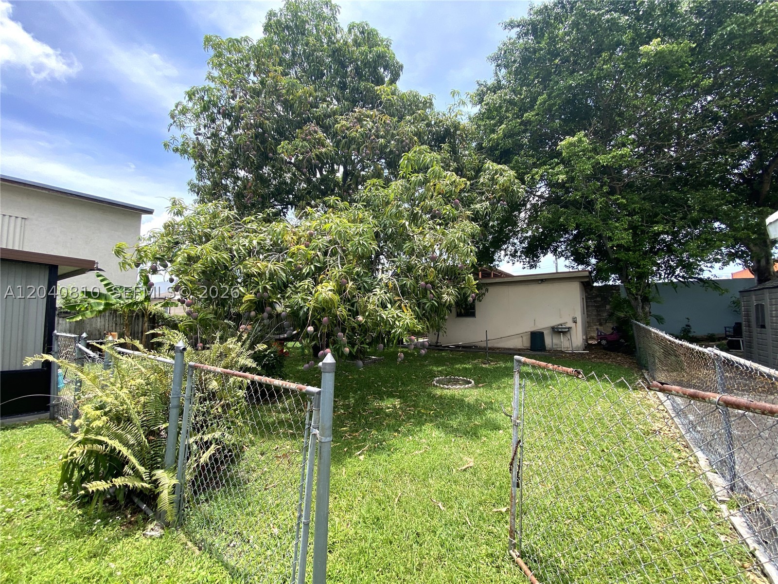 RIVERSIDE MANOR - Residential Income