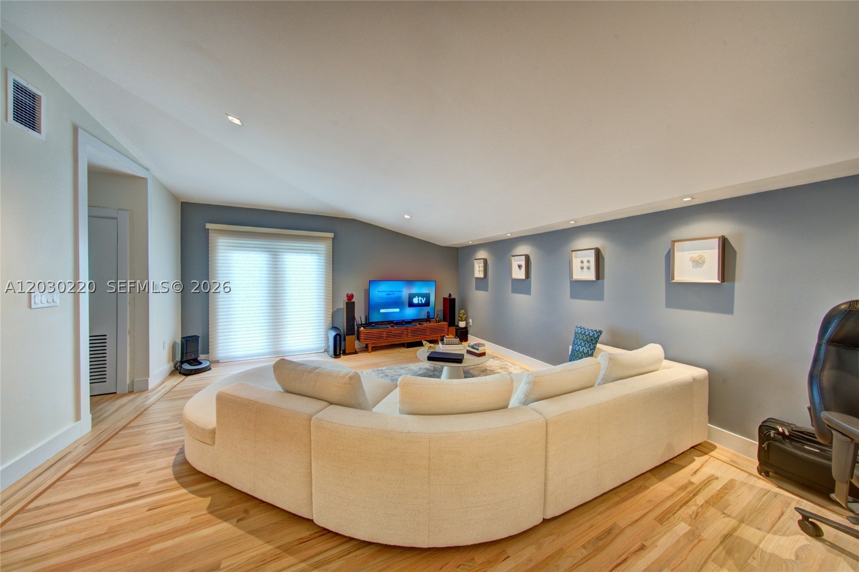 CRYSTAL VIEW - Residential Lease