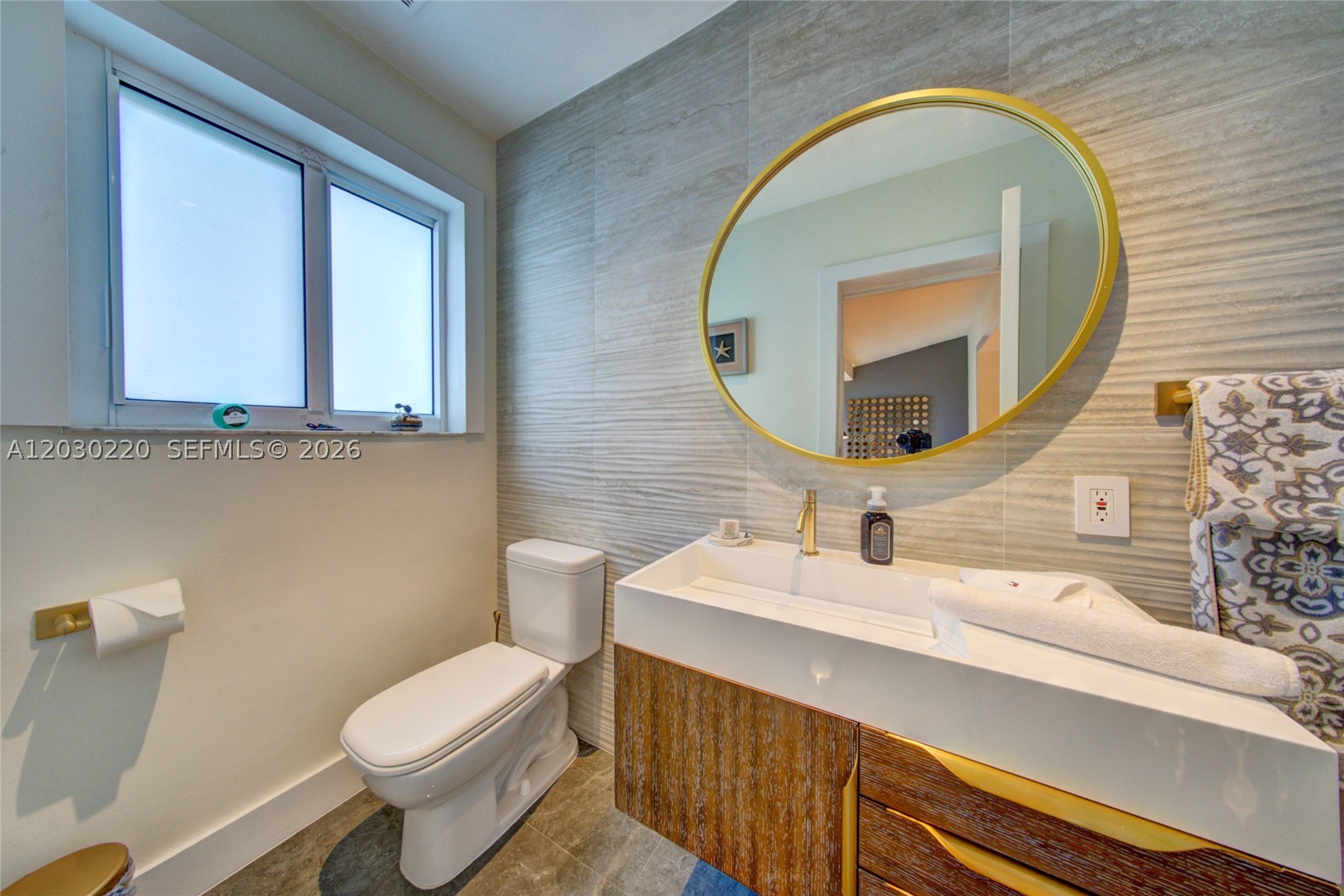 CRYSTAL VIEW - Residential Lease