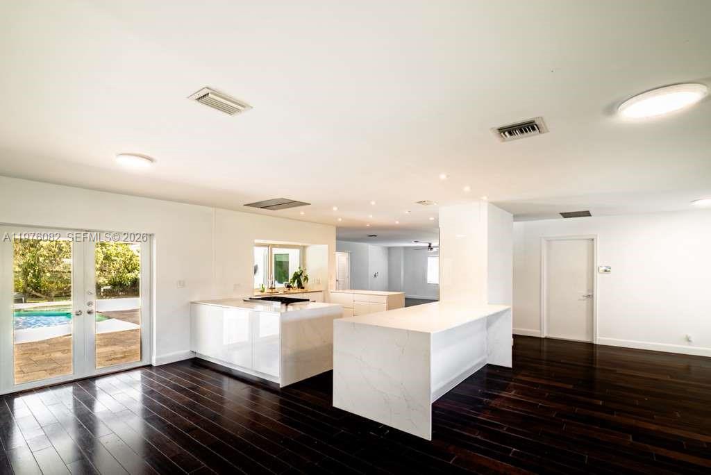 LAWSON ISLES - Residential