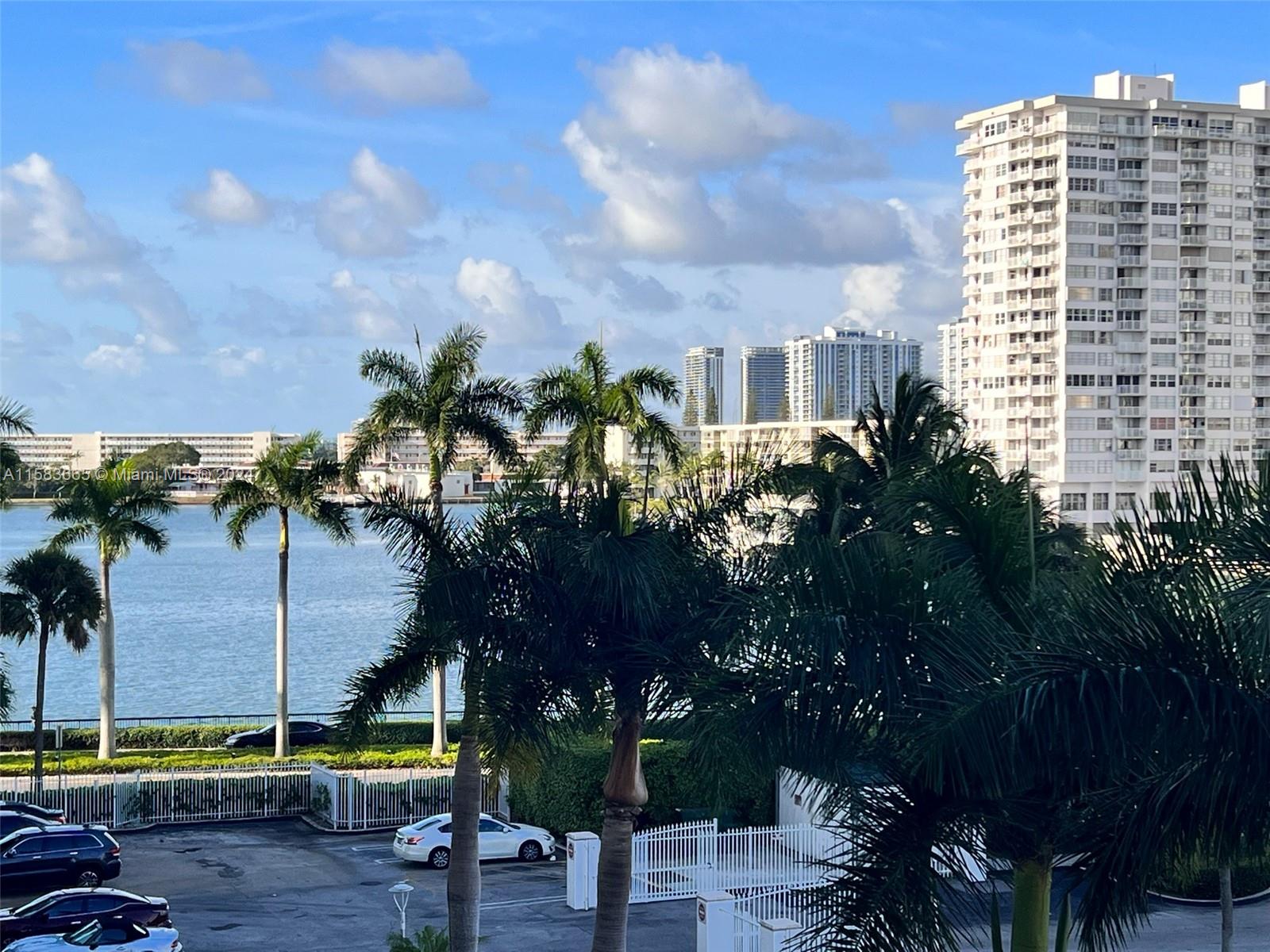 ADMIRALS PORT CONDO - Residential