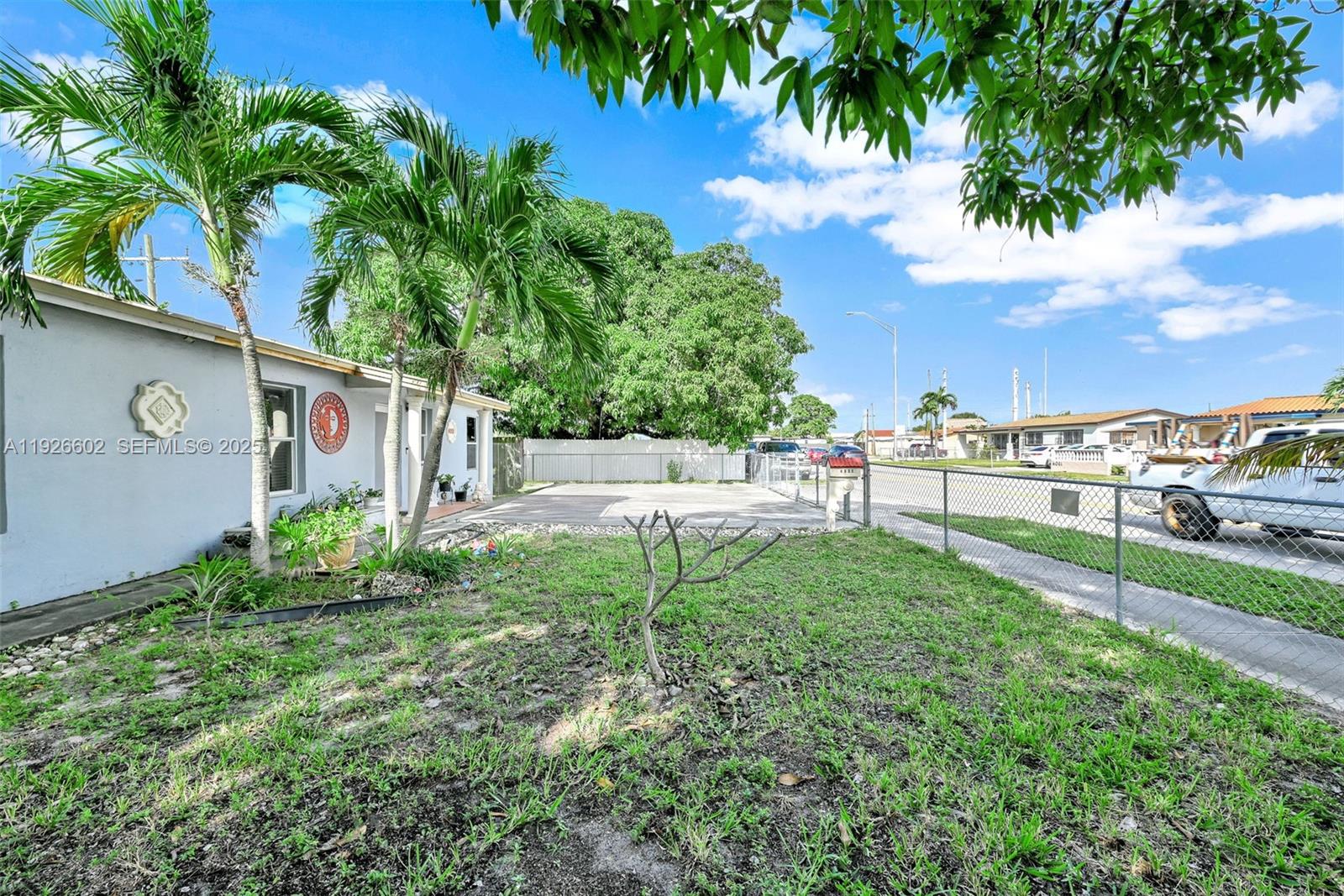 LINDEN GARDENS - Residential
