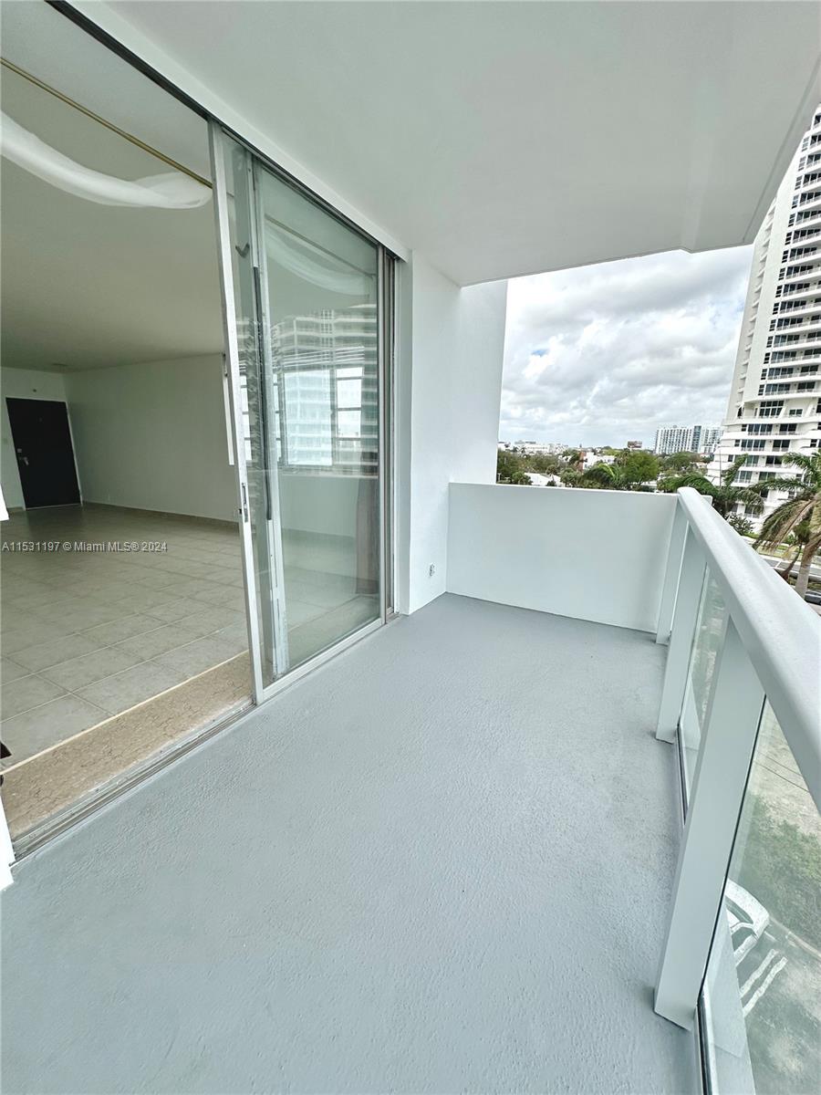 BAY PARK TOWERS CONDO - Residential Lease