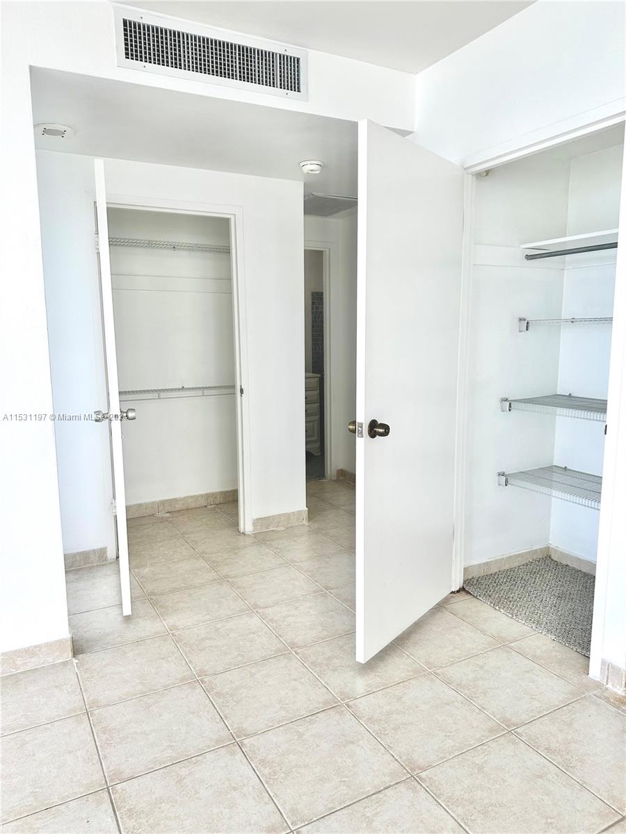 BAY PARK TOWERS CONDO - Residential Lease