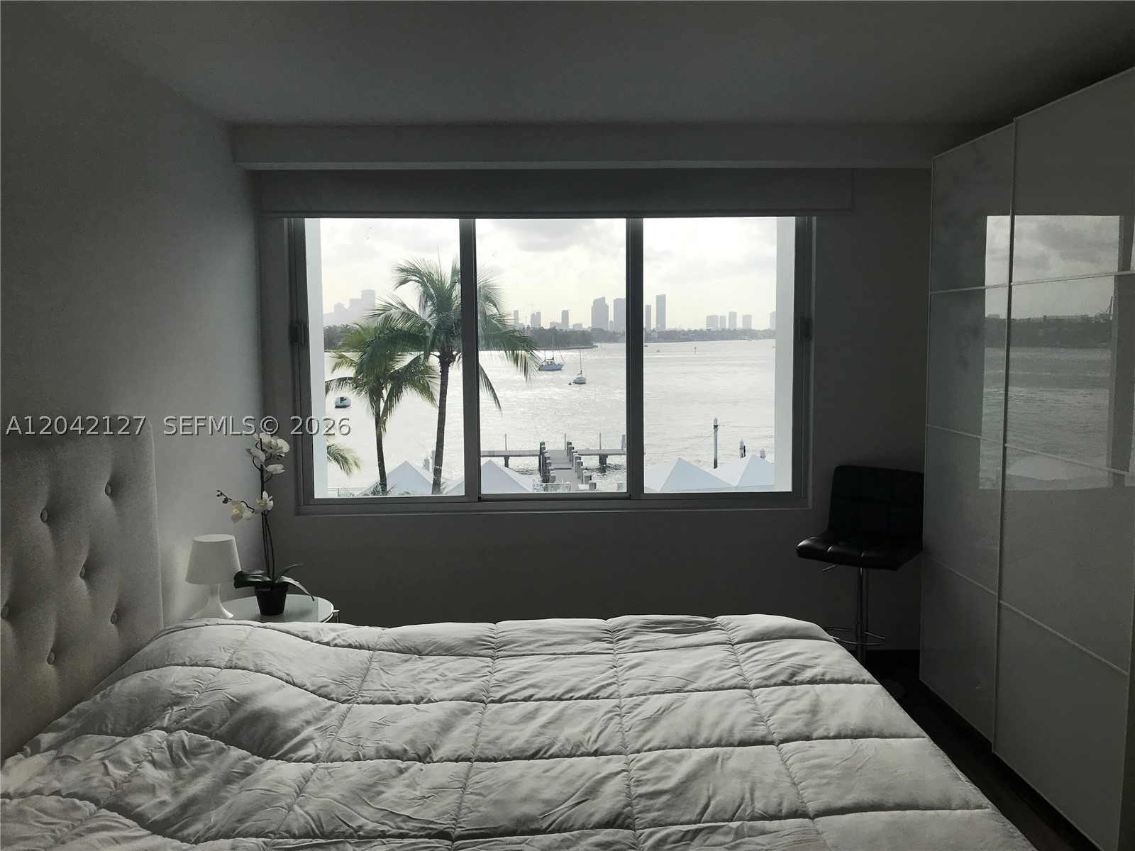 MIRADOR 1000 - Residential Lease