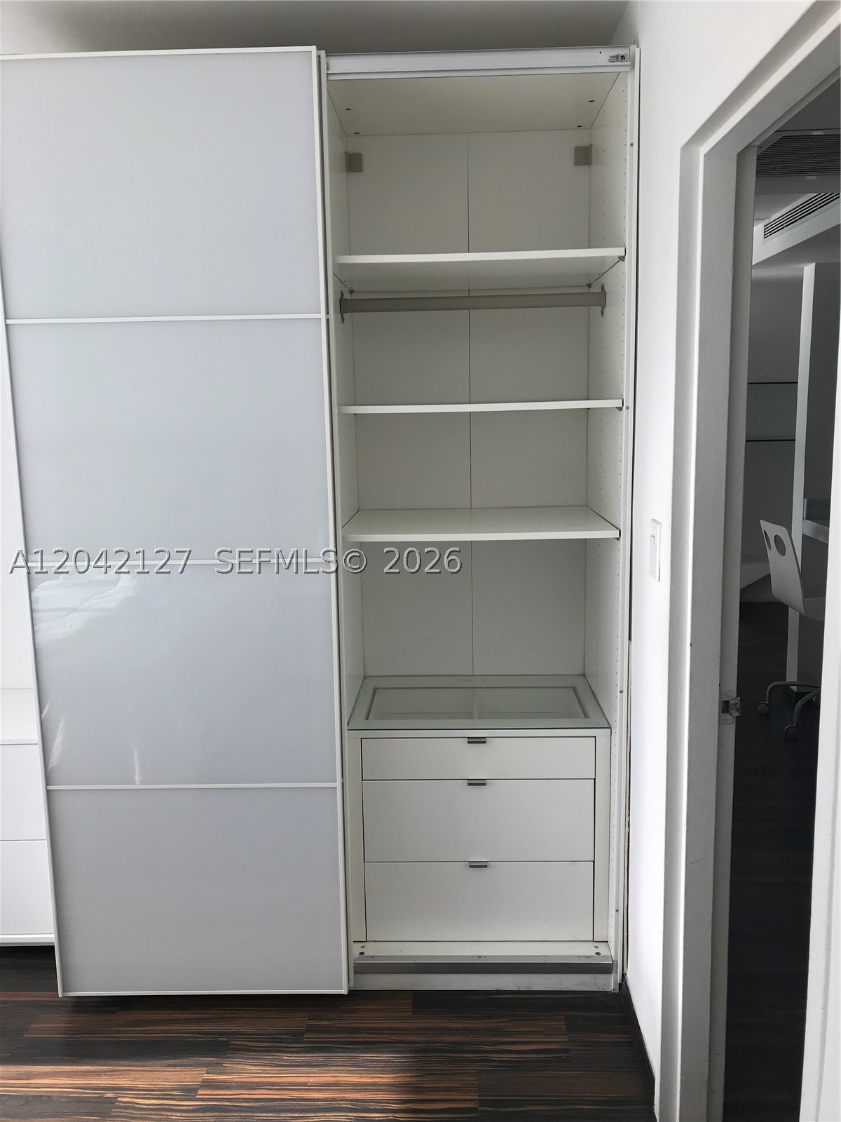 MIRADOR 1000 - Residential Lease