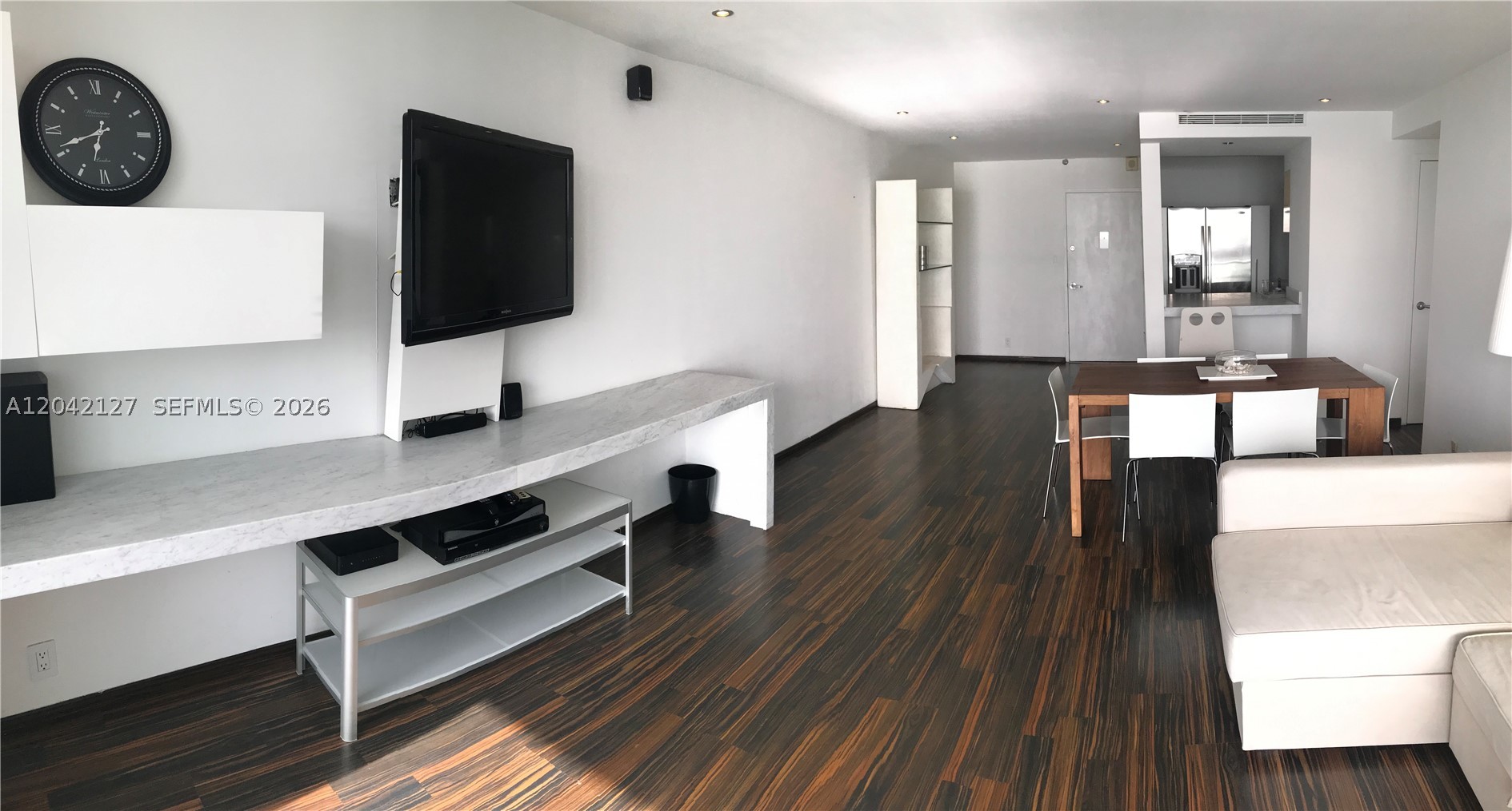 MIRADOR 1000 - Residential Lease