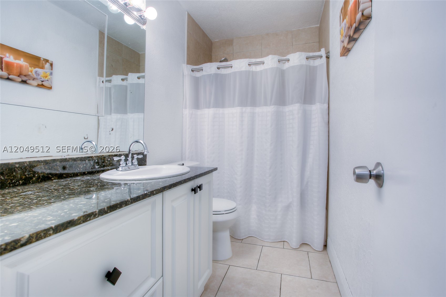FLAMINGO LAKE - Residential Lease
