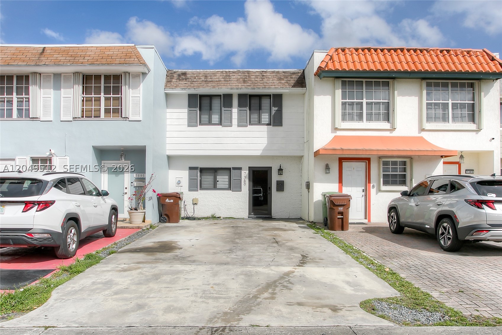 FLAMINGO LAKE - Residential Lease