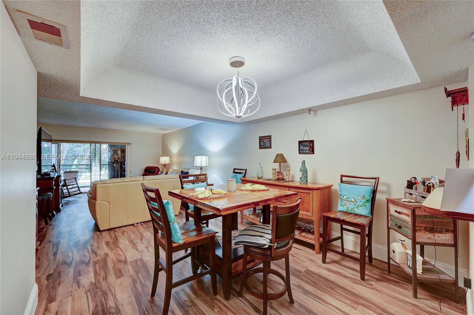 PINES OF BOCA BARWOOD CON - Residential