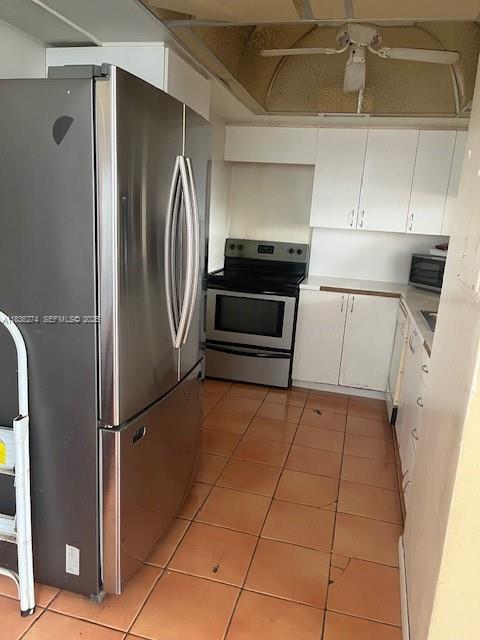ALEXANDER TOWERS CONDO - Residential