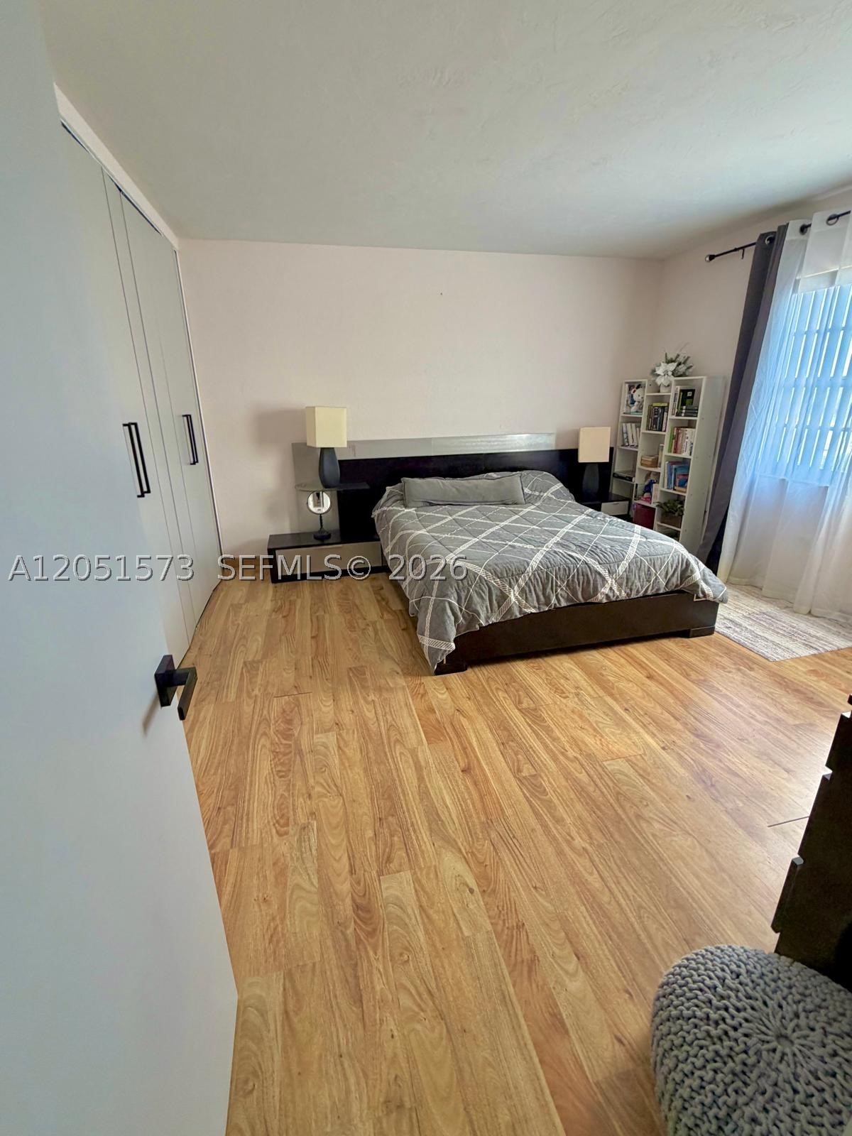 HOLLYWOOD TOWERS CONDO - Residential Lease