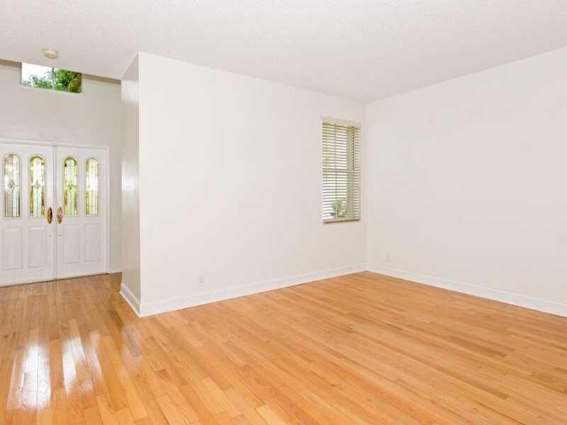 SECTOR 4 - 1ST ADDITION 1 - Residential Lease