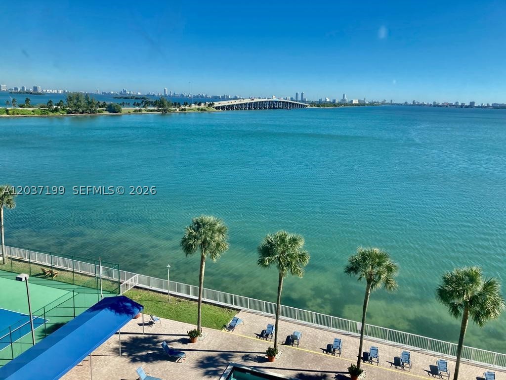 BAY PARK TOWERS CONDO - Residential Lease