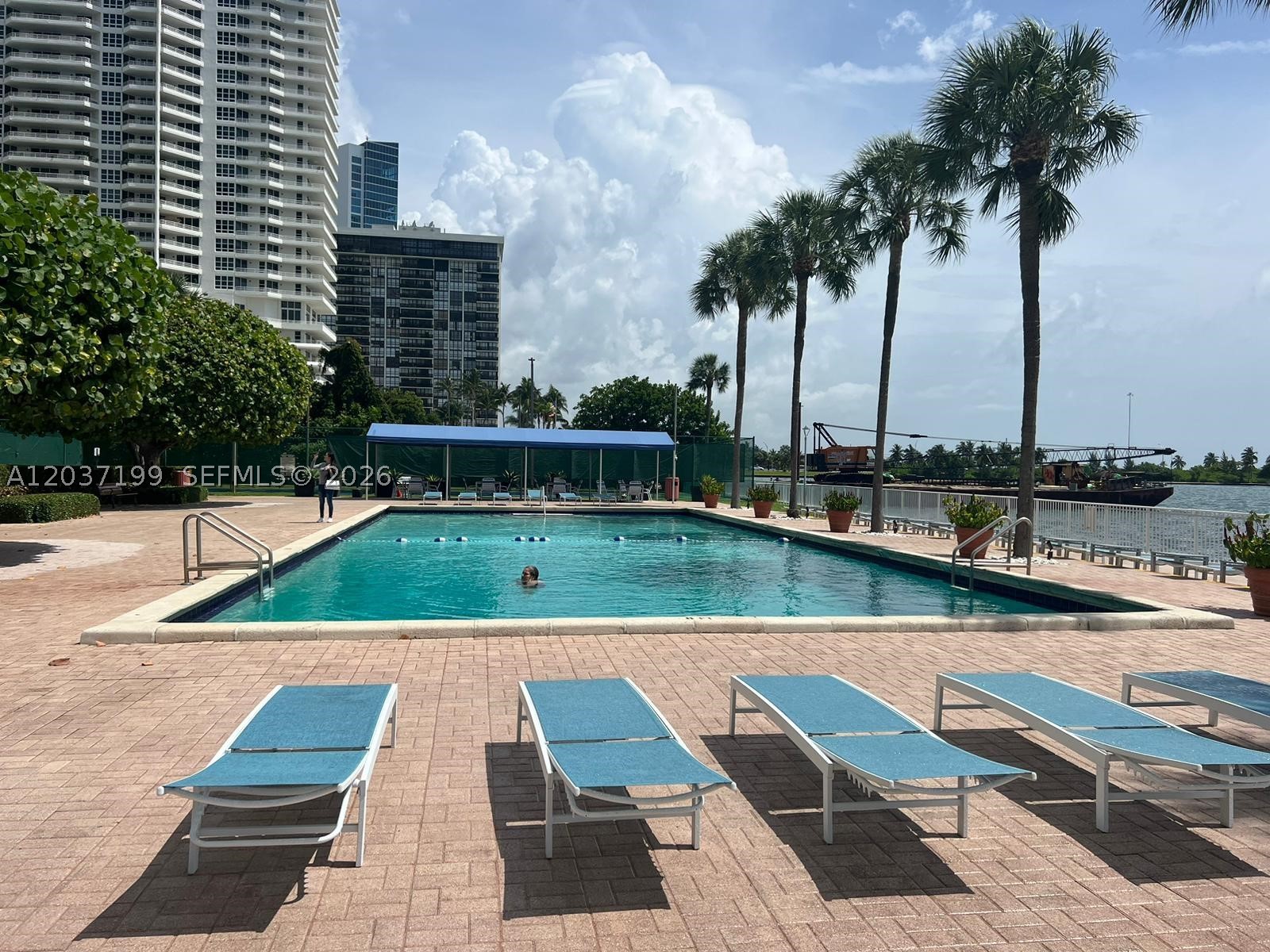 BAY PARK TOWERS CONDO - Residential Lease