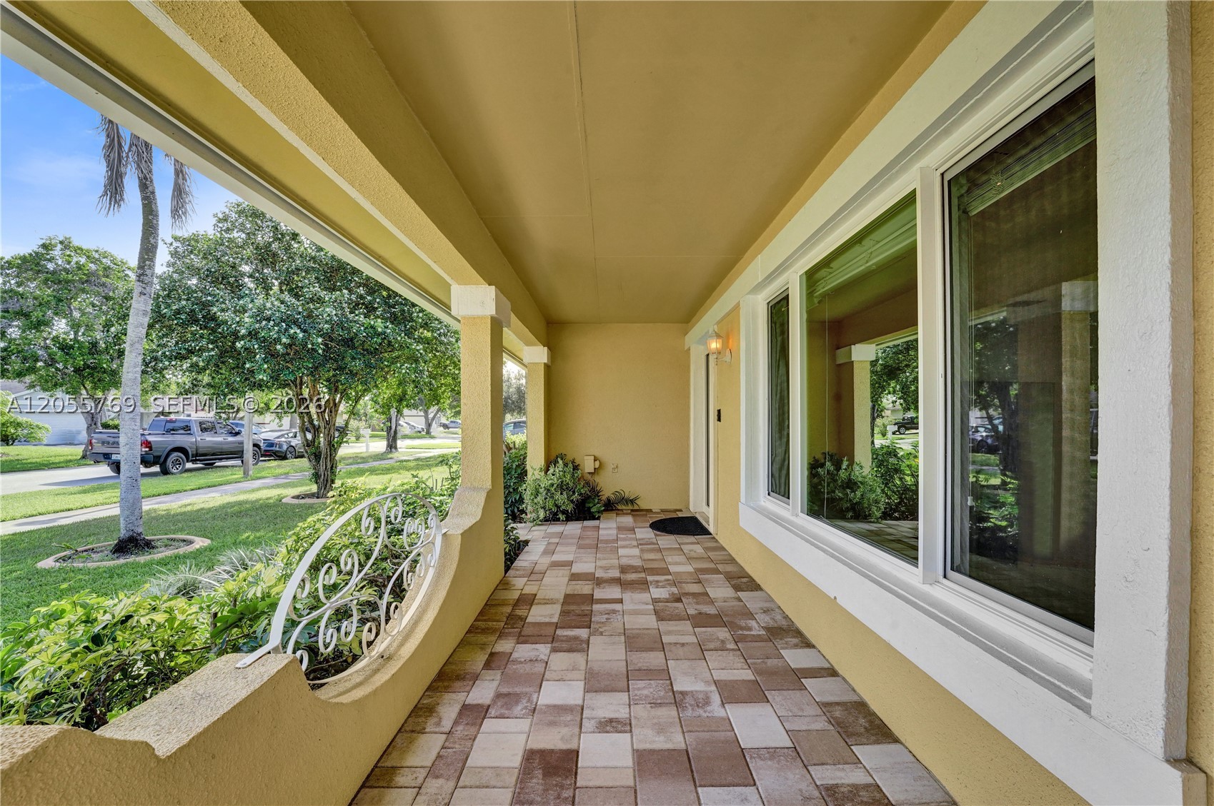 FLAMINGO GARDENS-LIVE OAK - Residential