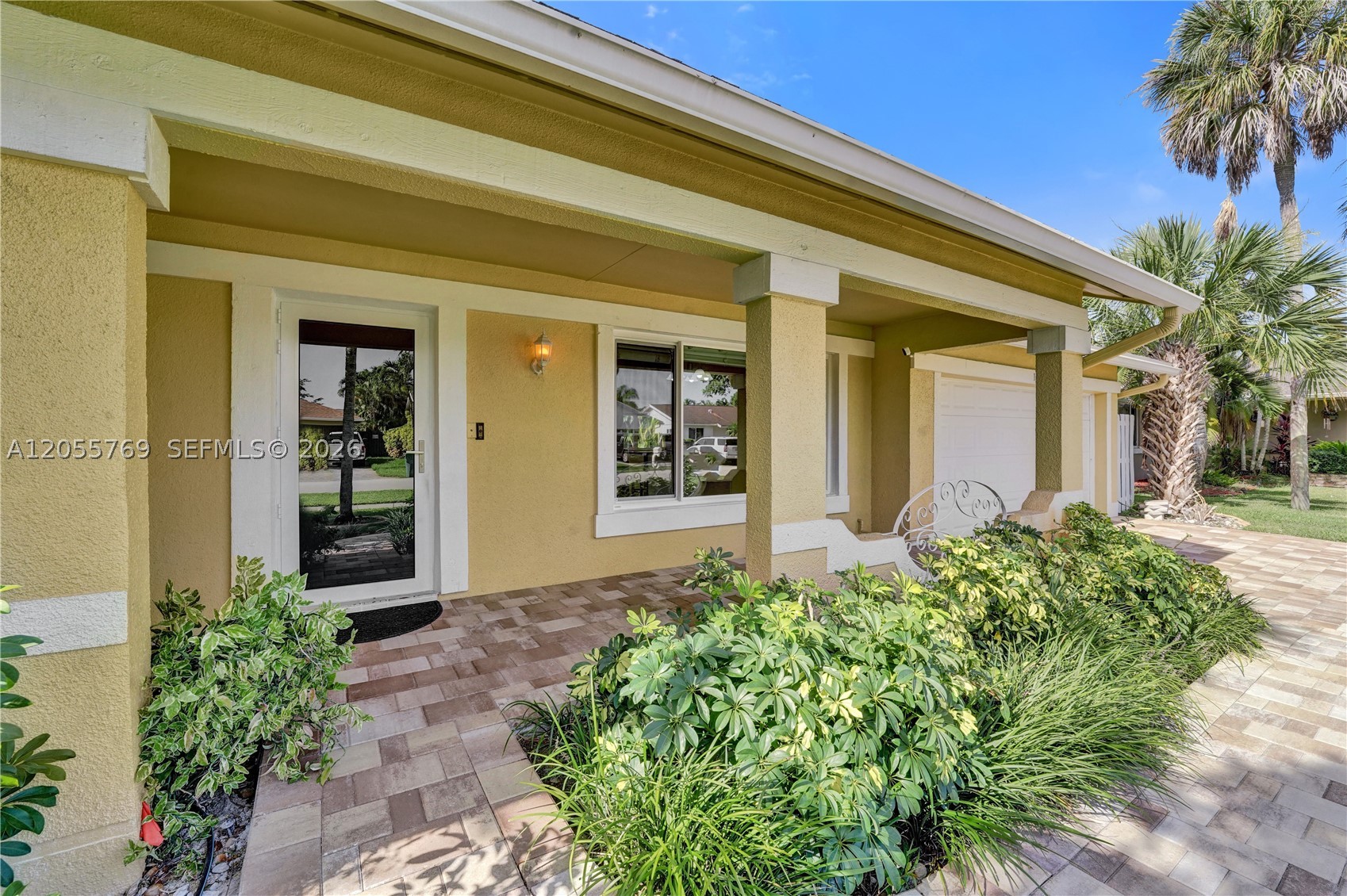 FLAMINGO GARDENS-LIVE OAK - Residential