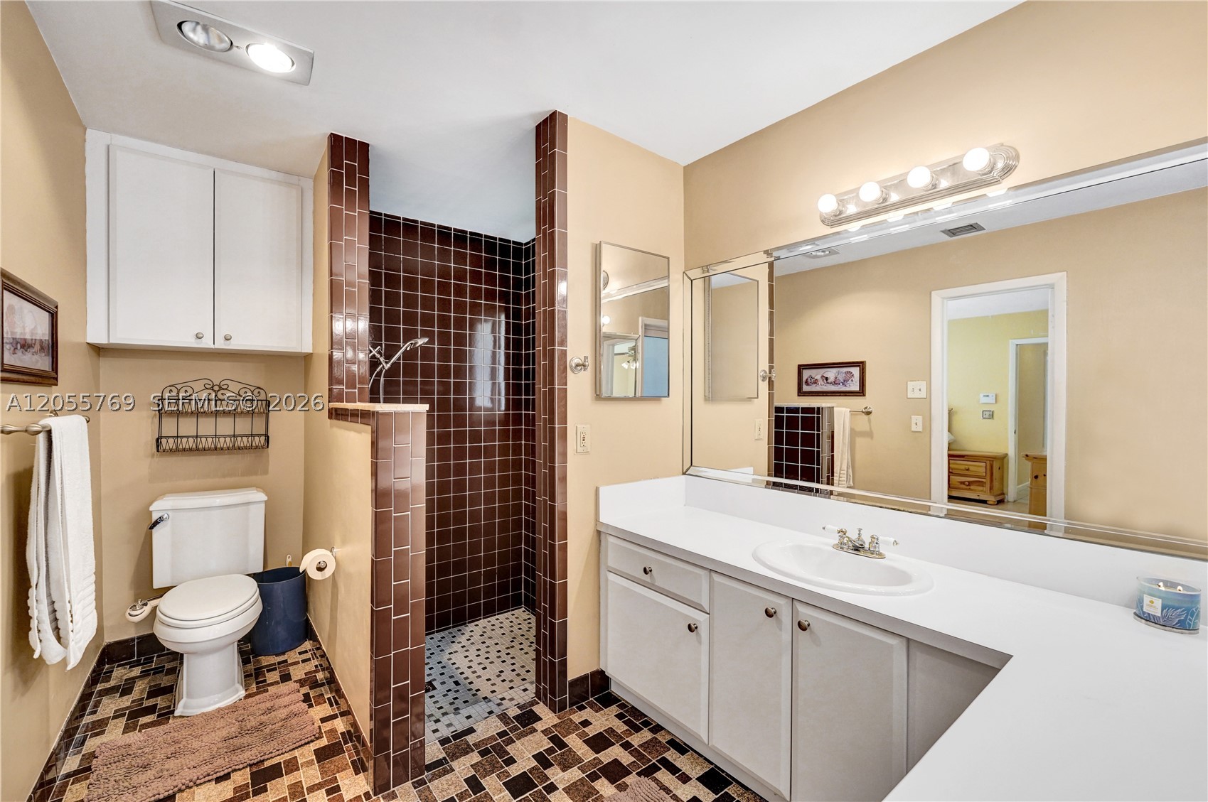 FLAMINGO GARDENS-LIVE OAK - Residential