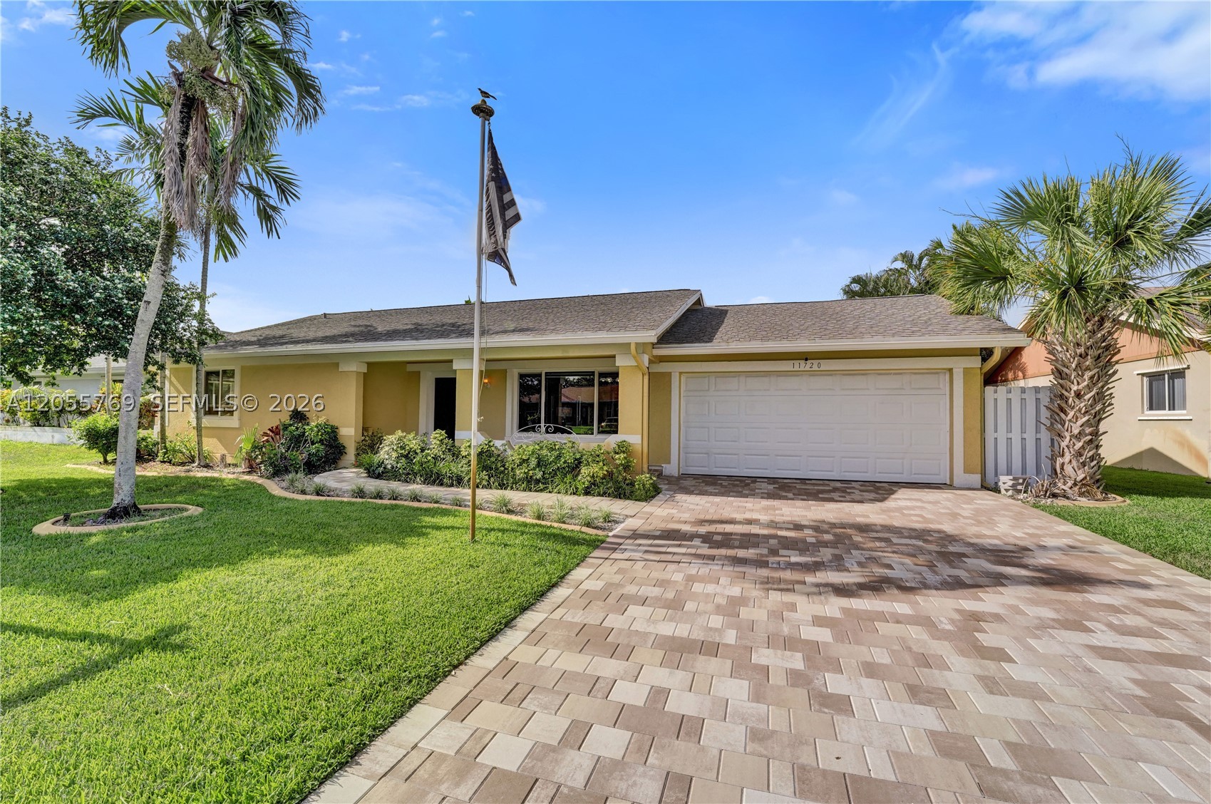 FLAMINGO GARDENS-LIVE OAK - Residential