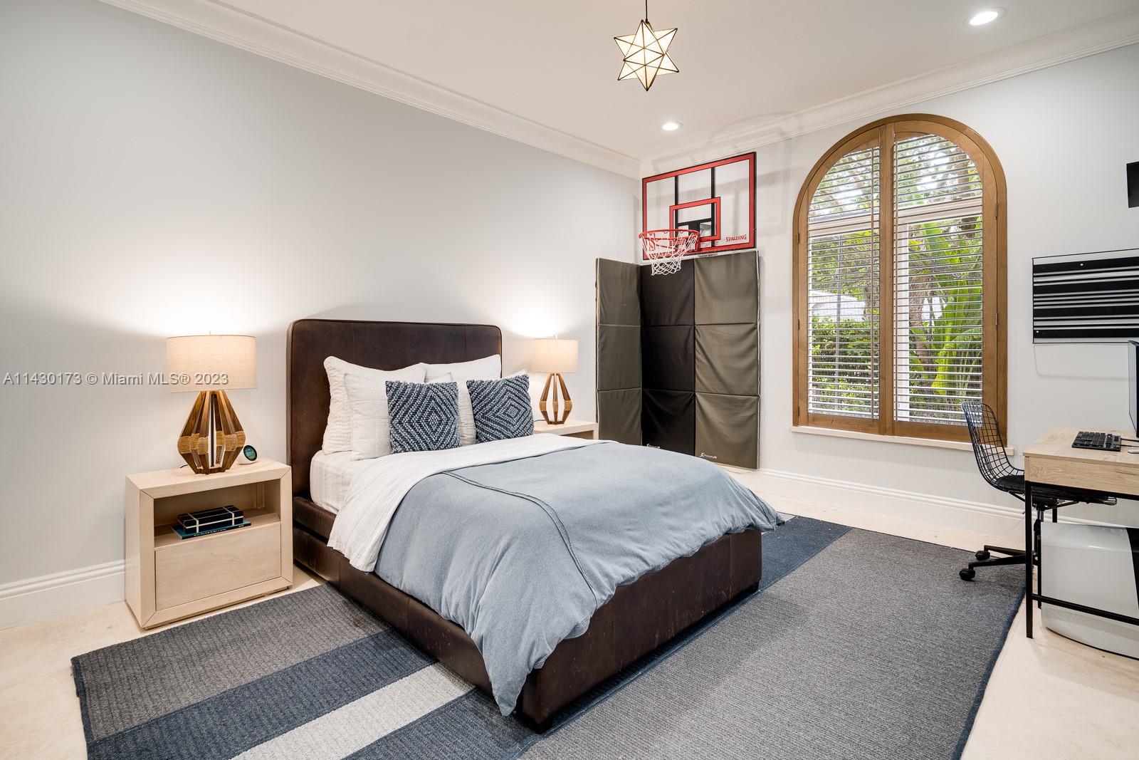 SNAPPER CREEK LAKES SUB 1 - Residential